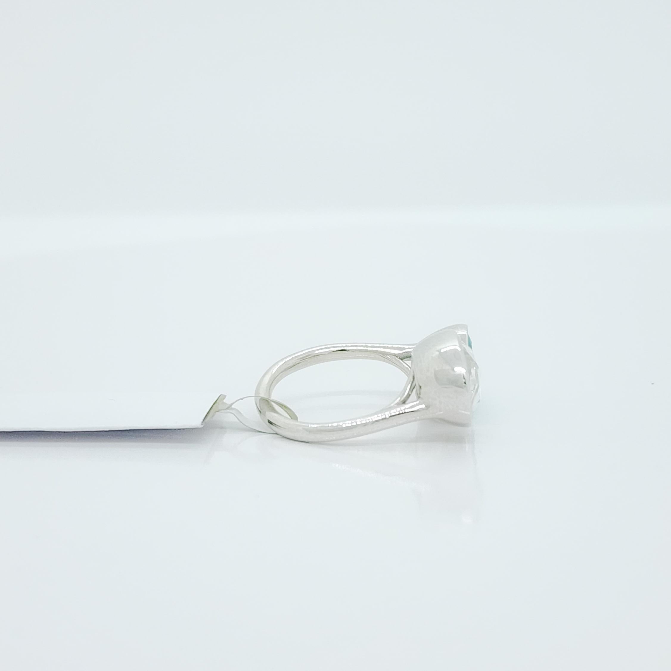 Bypass-Ring aus Platin mit GIA-Turmalin und weißem Diamant im Zustand „Neu“ in Los Angeles, CA