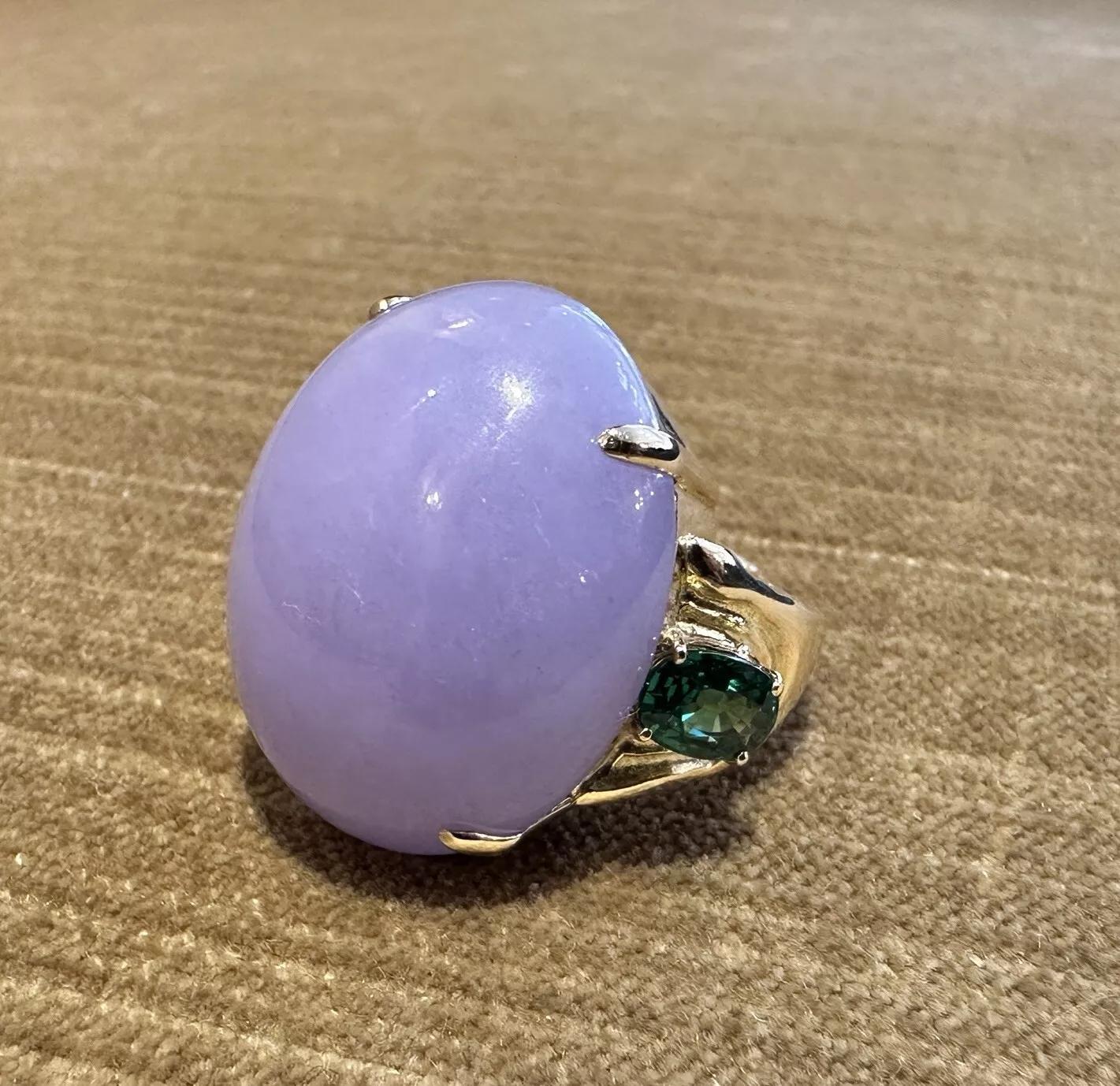 Women's GIA Type A 55.41 carat Natural Purple Jadeite Jade Ring in 18k Yellow Gold For Sale