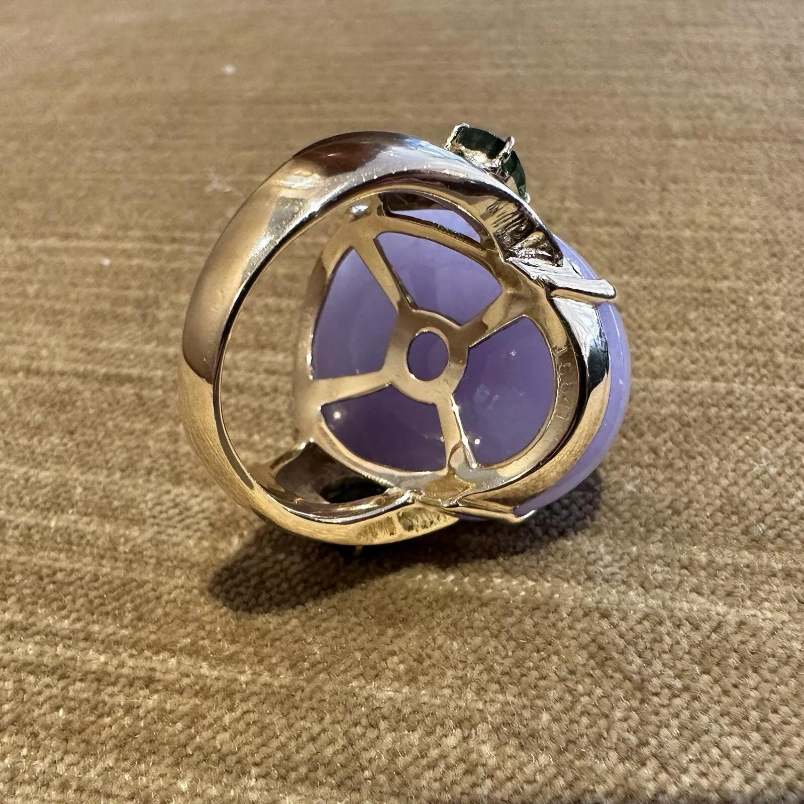 GIA Type A 55.41 carat Natural Purple Jadeite Jade Ring in 18k Yellow Gold For Sale 1