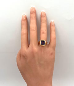 GIA Unheated Color Change Sri Lankan Sapphire Octagon in 18k Yellow Gold