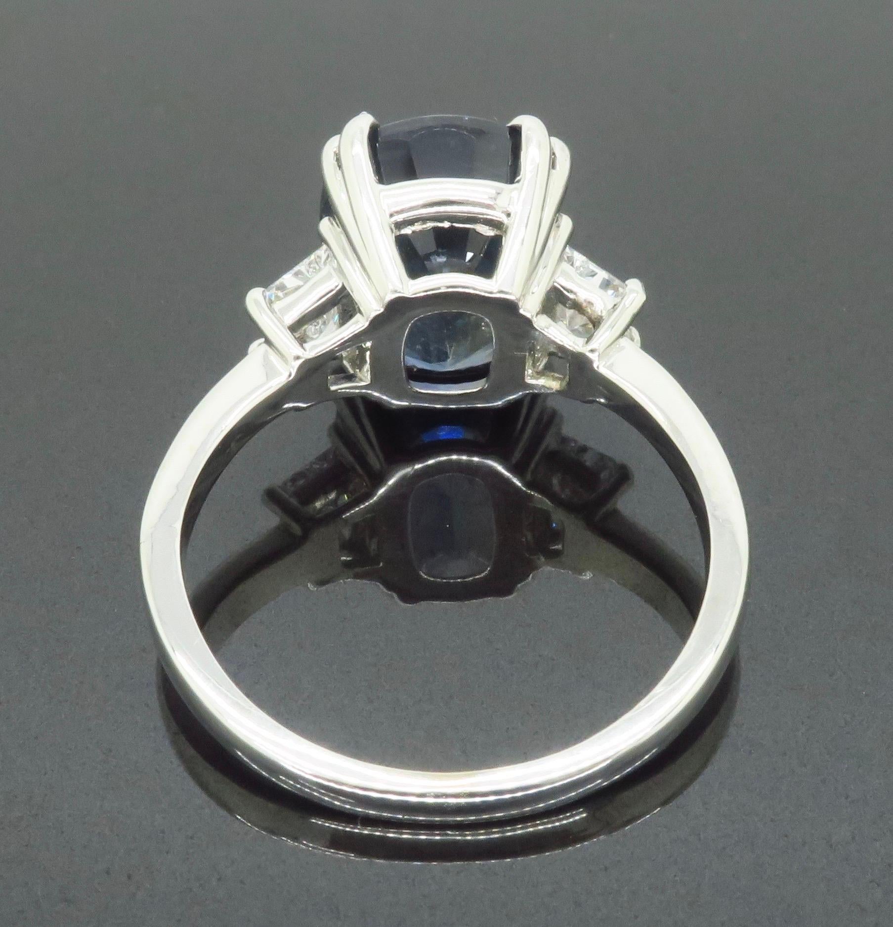 GIA Unheated Color Change Tanzanian Sapphire and Diamond Cocktail Ring For Sale 14