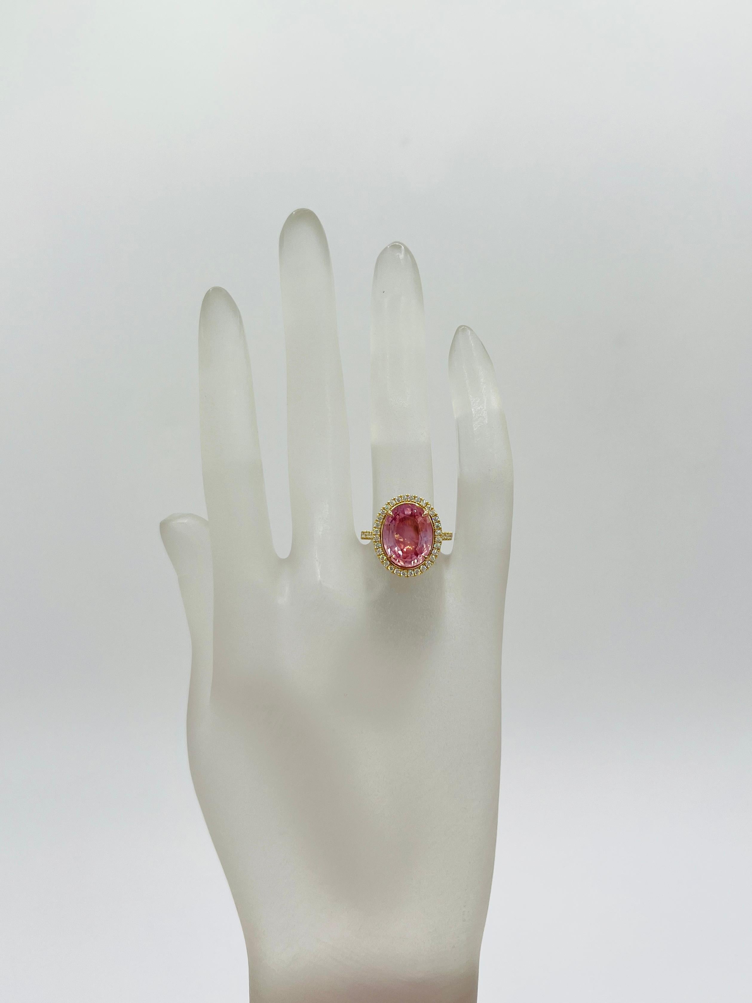 Oval Cut GIA Unheated Orange Pink Padparadscha and White Diamond Ring in 18K Yellow Gold For Sale