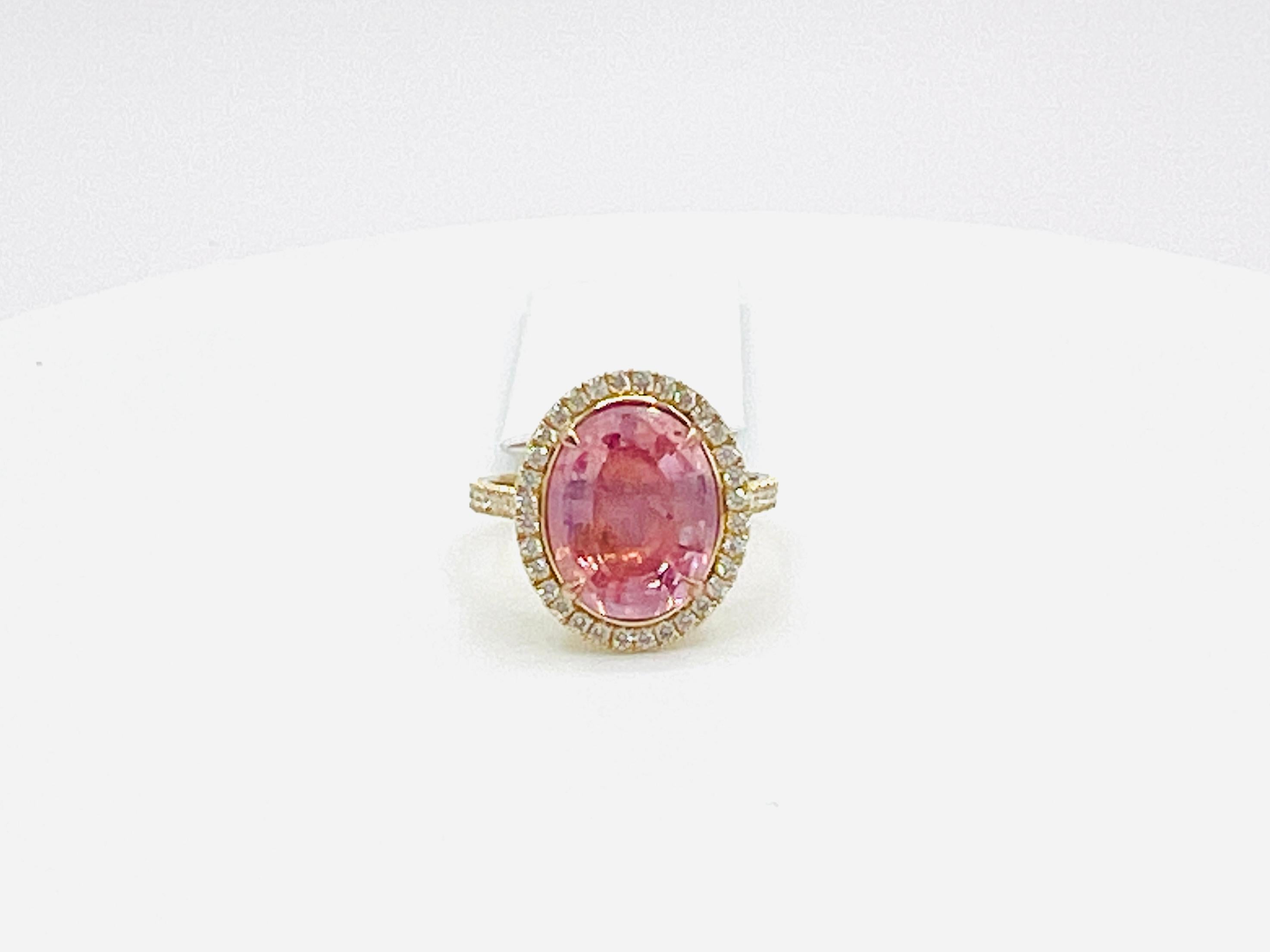 Women's or Men's GIA Unheated Orange Pink Padparadscha and White Diamond Ring in 18K Yellow Gold For Sale