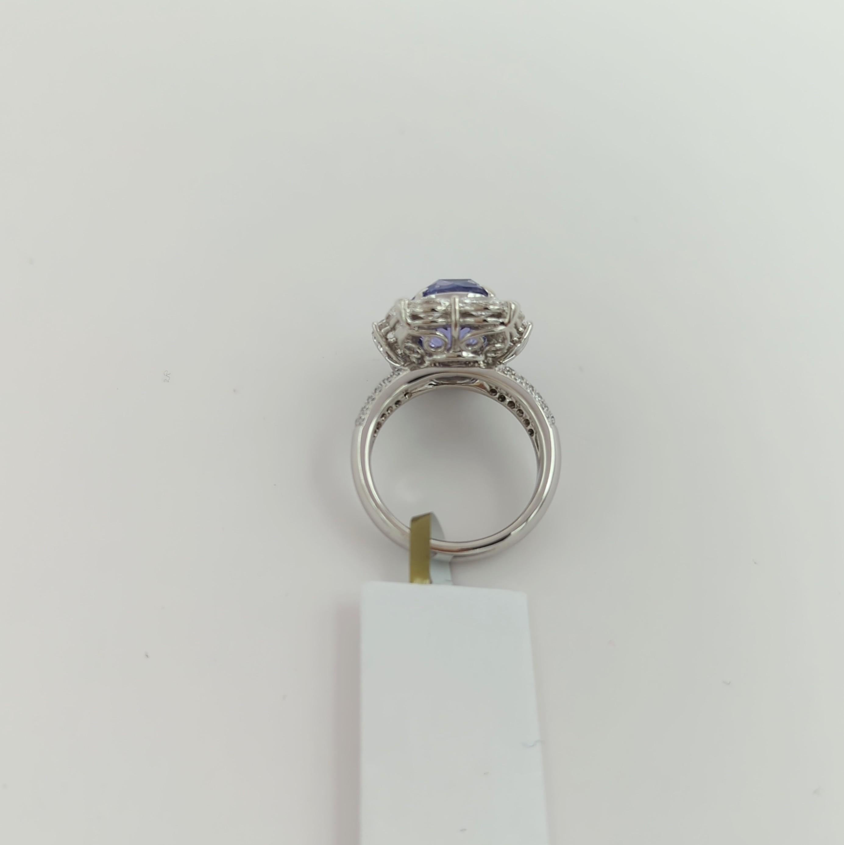 GIA Ring aus 18 Karat Weißgold mit unerhitztem lila Saphir und weißem Diamanten 2