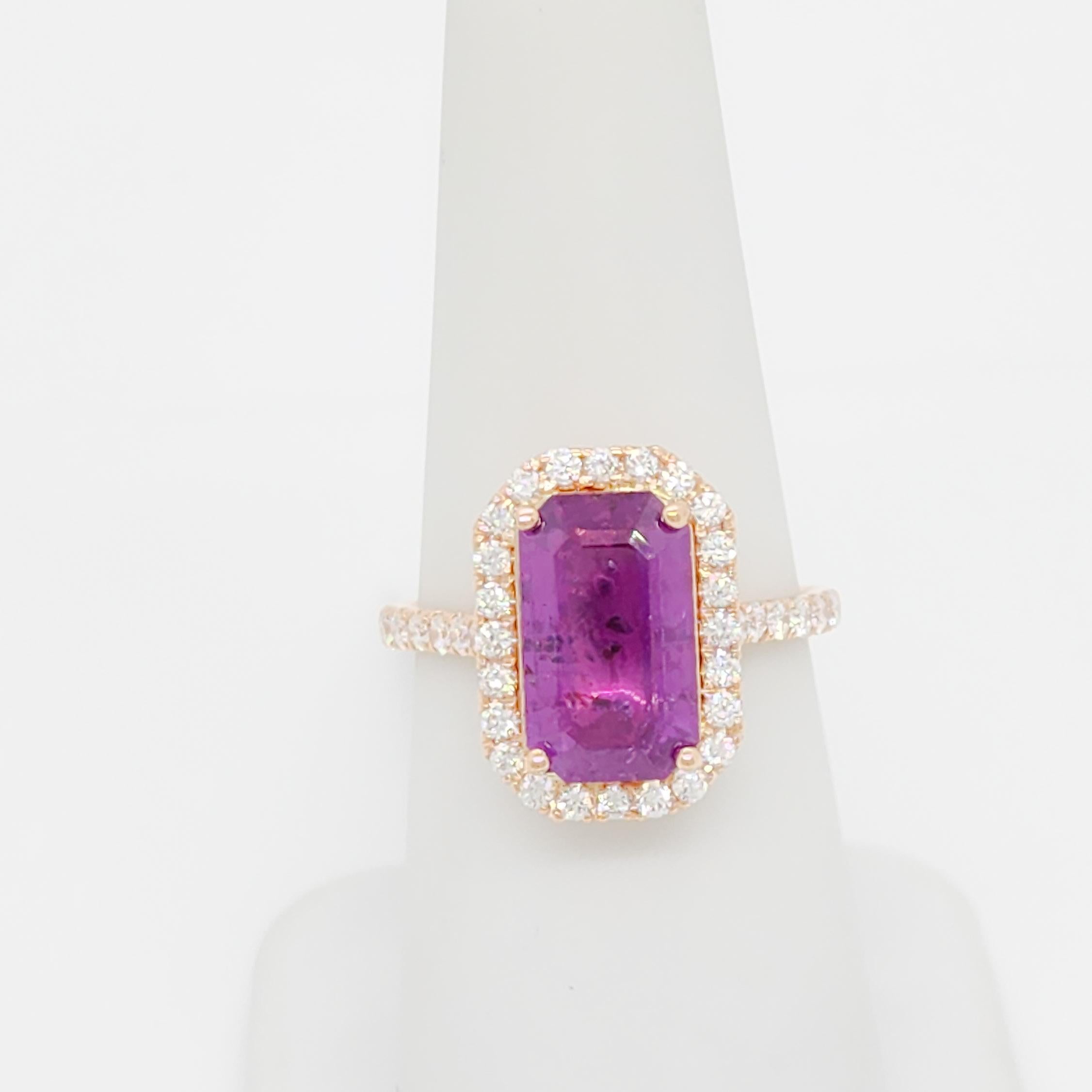 GIA Unheated Sri Lanka Pink Purple Sapphire and Diamond Ring in 18k Rose Gold In New Condition For Sale In Los Angeles, CA