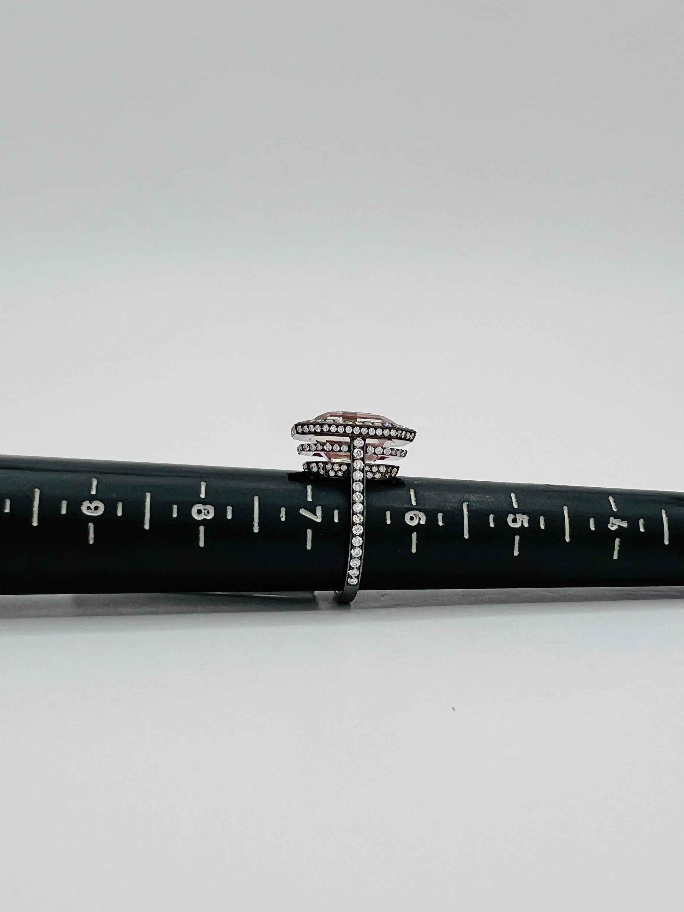 GIA Anillo de zafiro naranja muy claro sin calentar y diamante de 18 quilates y rodio negro en venta 4