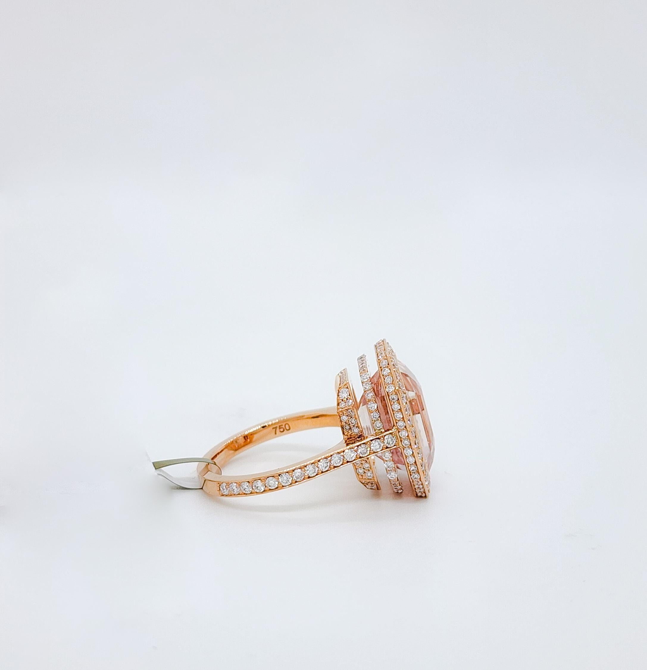 Women's or Men's GIA Unheated Very Light Orange Sapphire and White Diamond Cocktail Ring For Sale