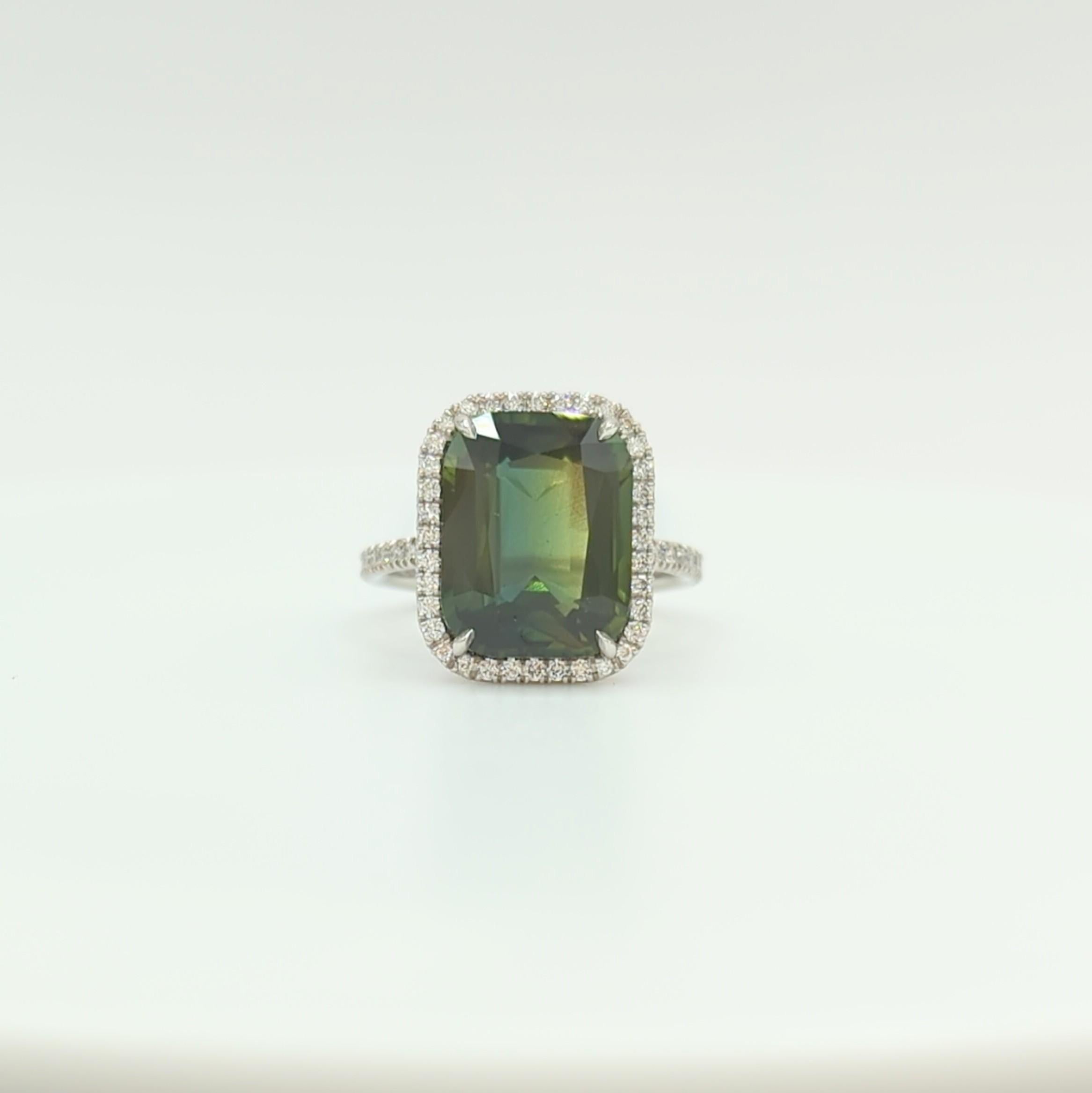 GIA Unheated Yellow Green Sapphire and White Diamond Cocktail Ring in Platinum For Sale 1