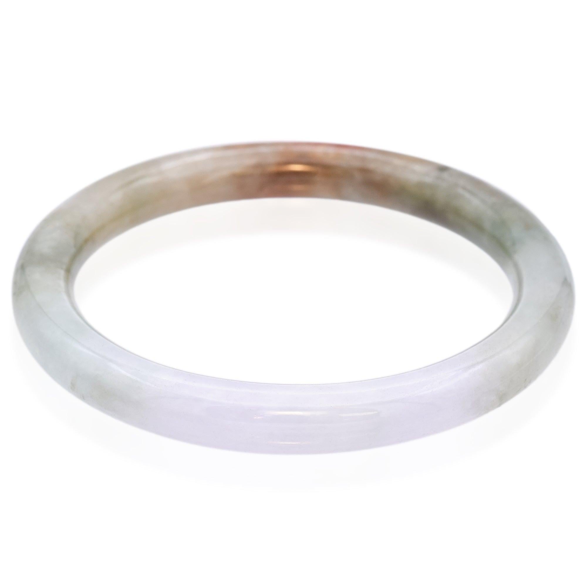 GIA Jadeite Variegated Green, White Orangy Brown Grade A Jade Bangle Bon état - En vente à New York, NY