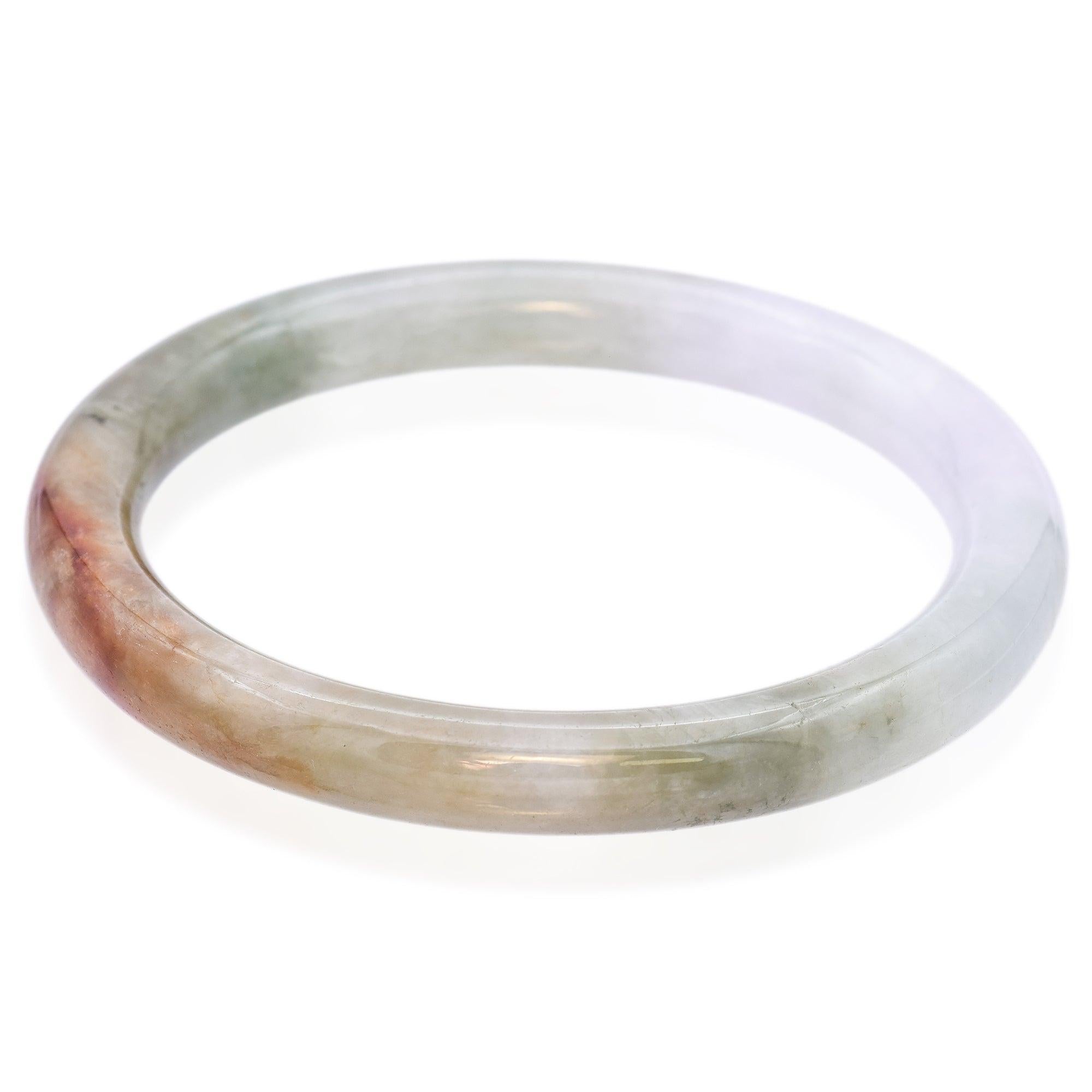 GIA Jadeite Variegated Green, White Orangy Brown Grade A Jade Bangle Pour femmes en vente
