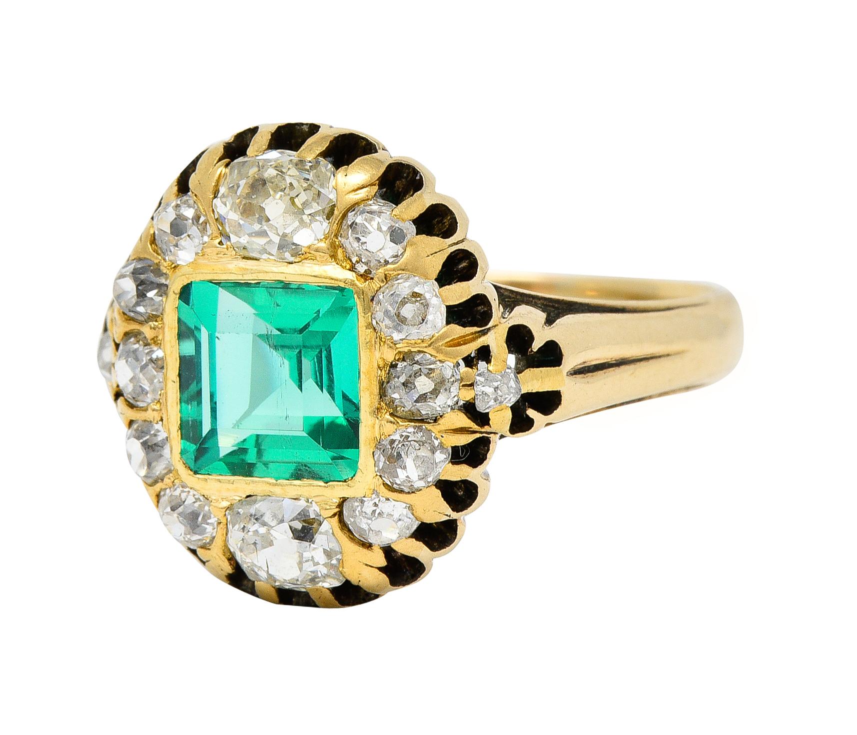 Women's or Men's Victorian 1.88 Carats No Oil Colombian Emerald Diamond 14 Karat Gold Ring GIA