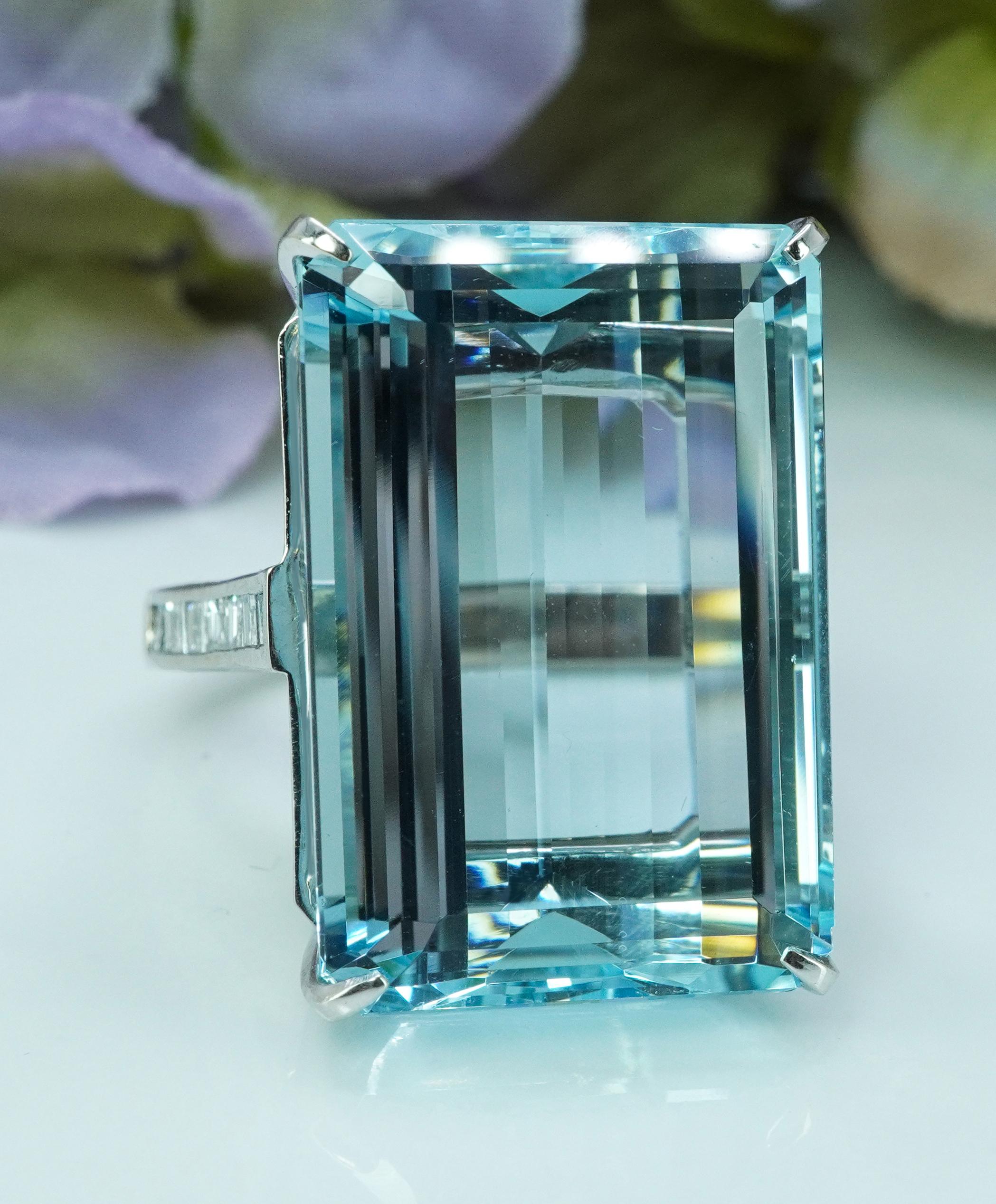 GIA Vintage 30ct Aquamarine Asscher Diamond Ring 18K White Gold Estate Jewelry For Sale 5