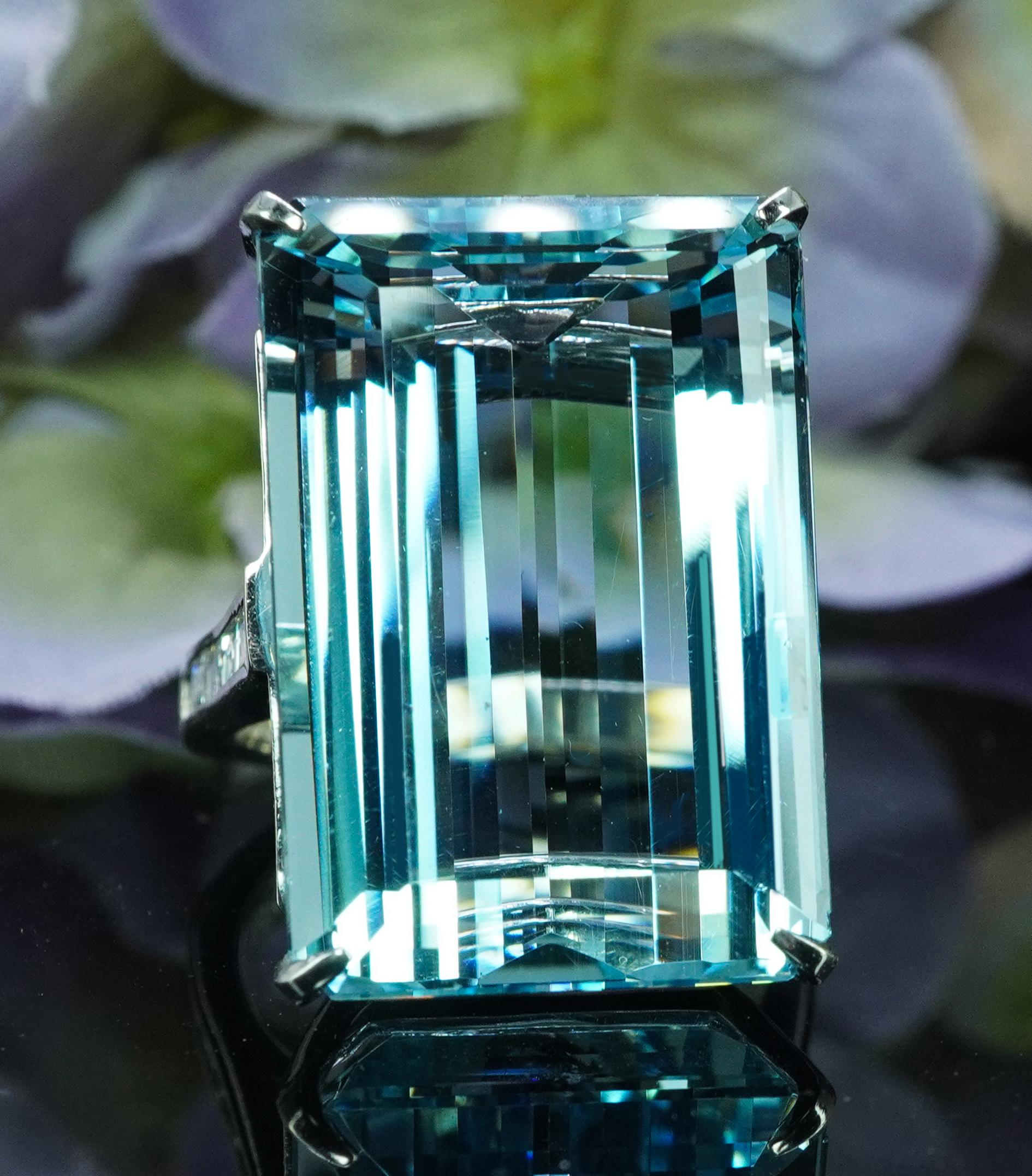 Women's GIA Vintage 30ct Aquamarine Asscher Diamond Ring 18K White Gold Estate Jewelry For Sale