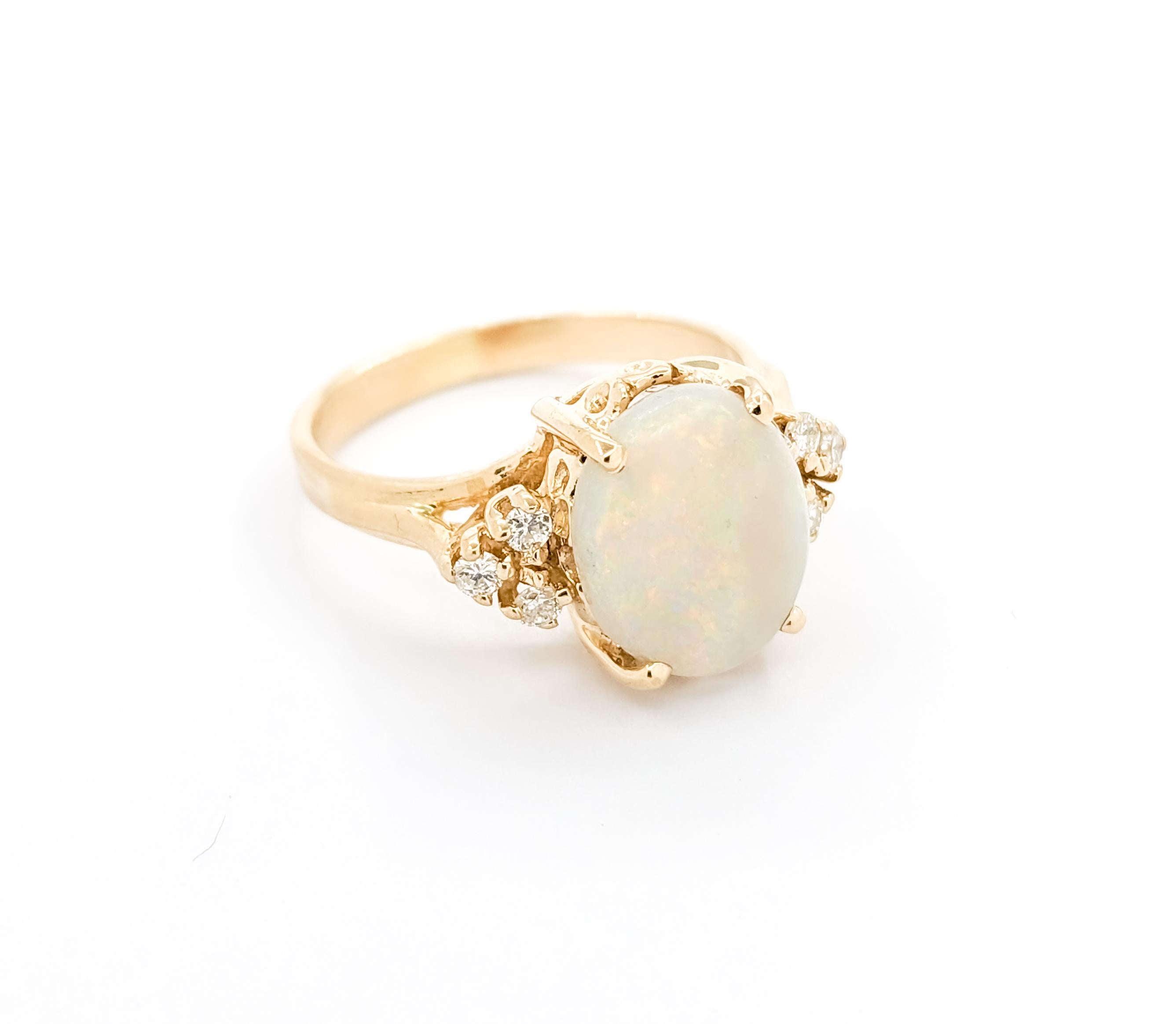 GIA Vintage Australian Opal & Diamant Ring in Gelbgold für Damen oder Herren im Angebot