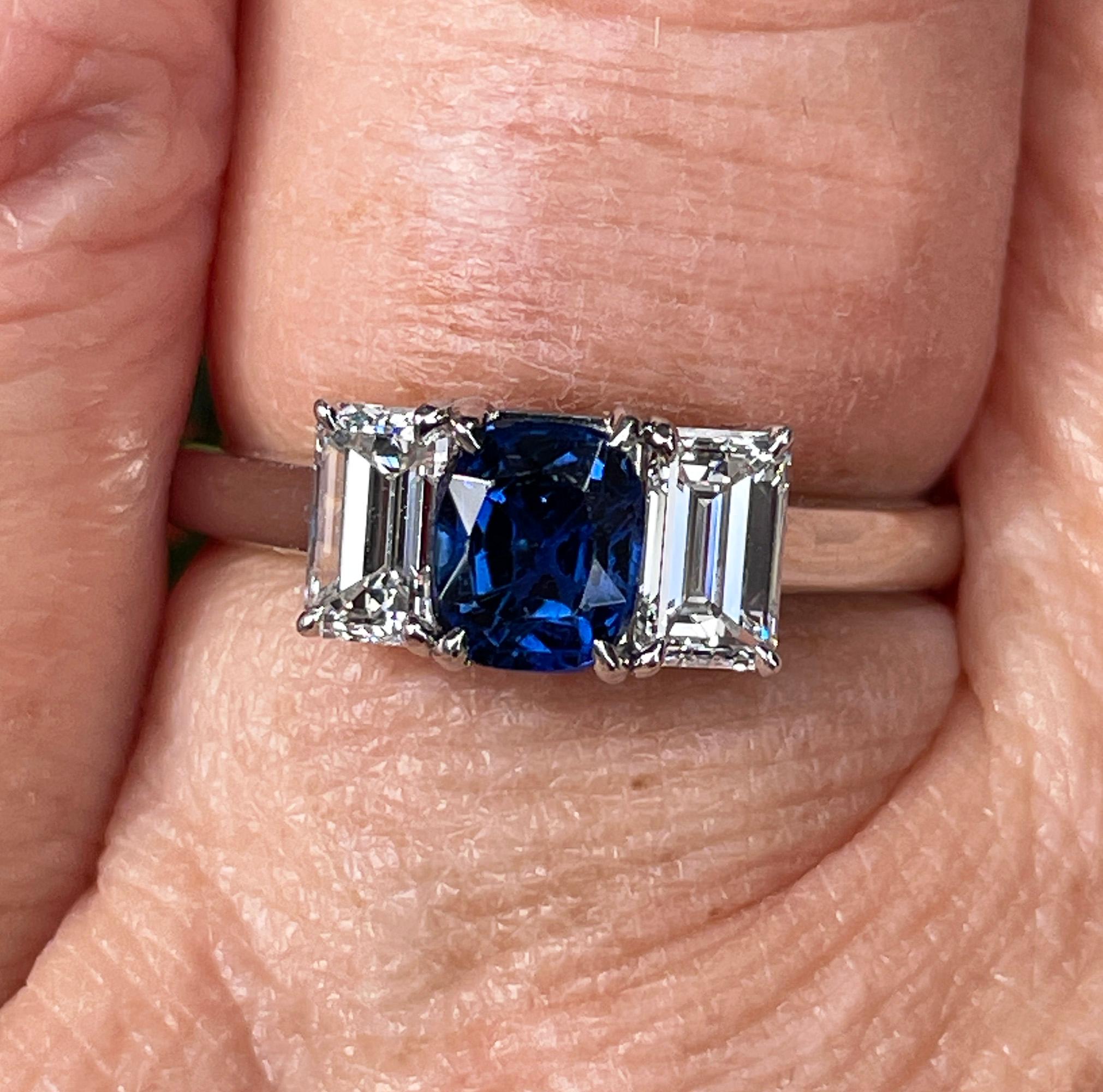 GIA Vintage TIFFANY & Co 1.75ctw No-Heat Blue Sapphire and Diamond Platinum Ring 11