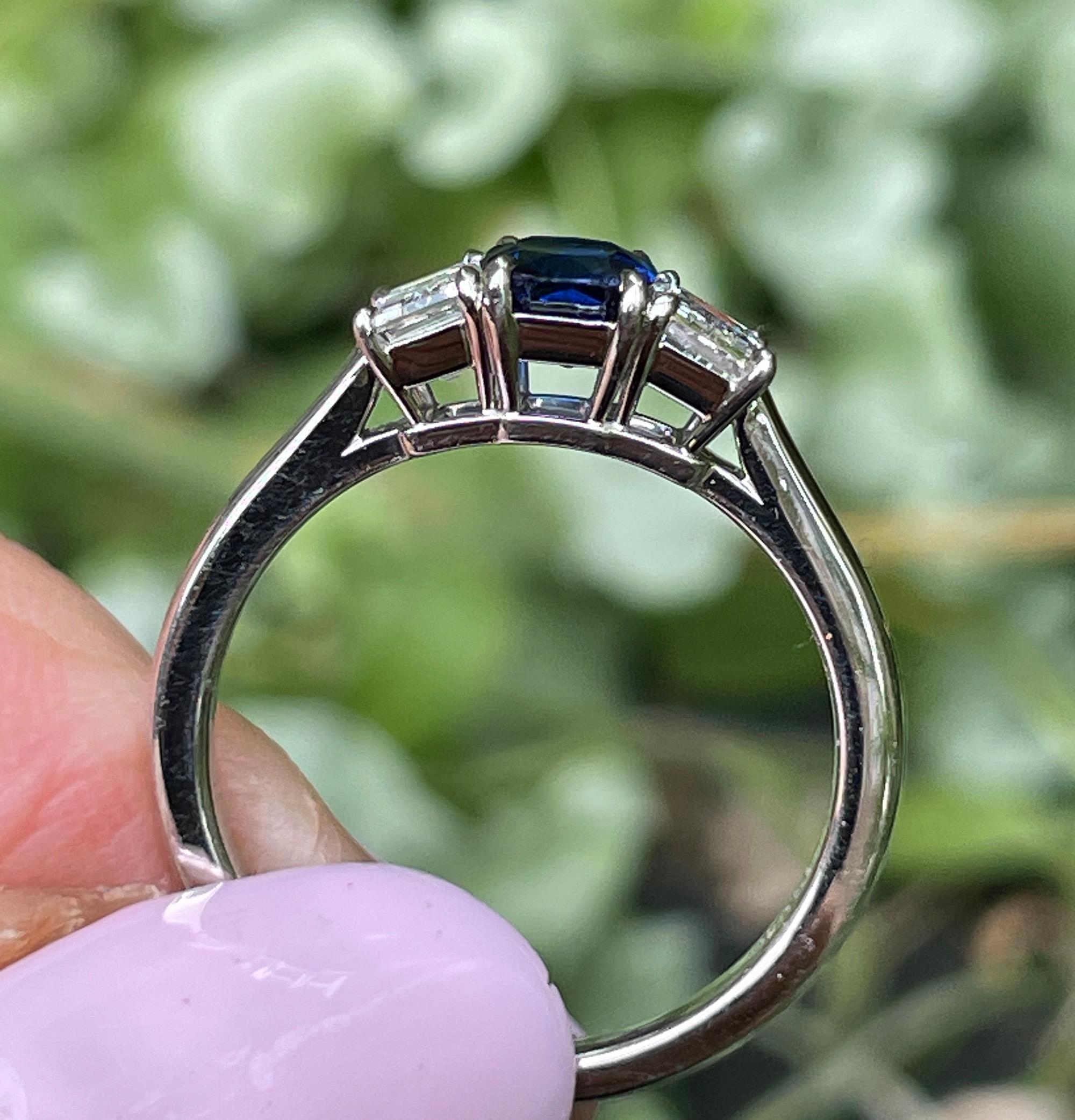 Women's GIA Vintage TIFFANY & Co 1.75ctw No-Heat Blue Sapphire and Diamond Platinum Ring
