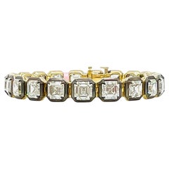 GIA Bracciale con diamanti bianchi Asscher da 1 carato ciascuno con castone in rodio nero e 18 carati