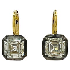 GIA White Diamond Asscher Cut Dangle Earrings in 18K Yellow Gold
Black Rhodium GIA White Diamond Asscher Cut Dangle Earrings in 18K Yellow Gold
Black Rhodium
