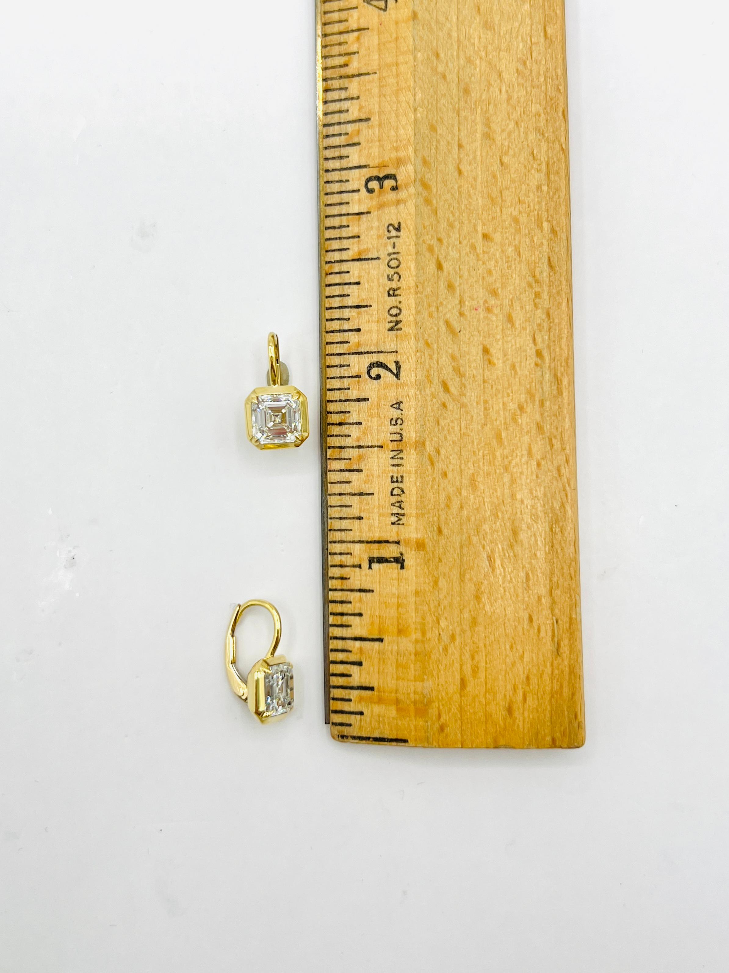 Boucles d'oreilles pendantes en or jaune 18 carats, diamant blanc GIA taille Asscher en vente 3