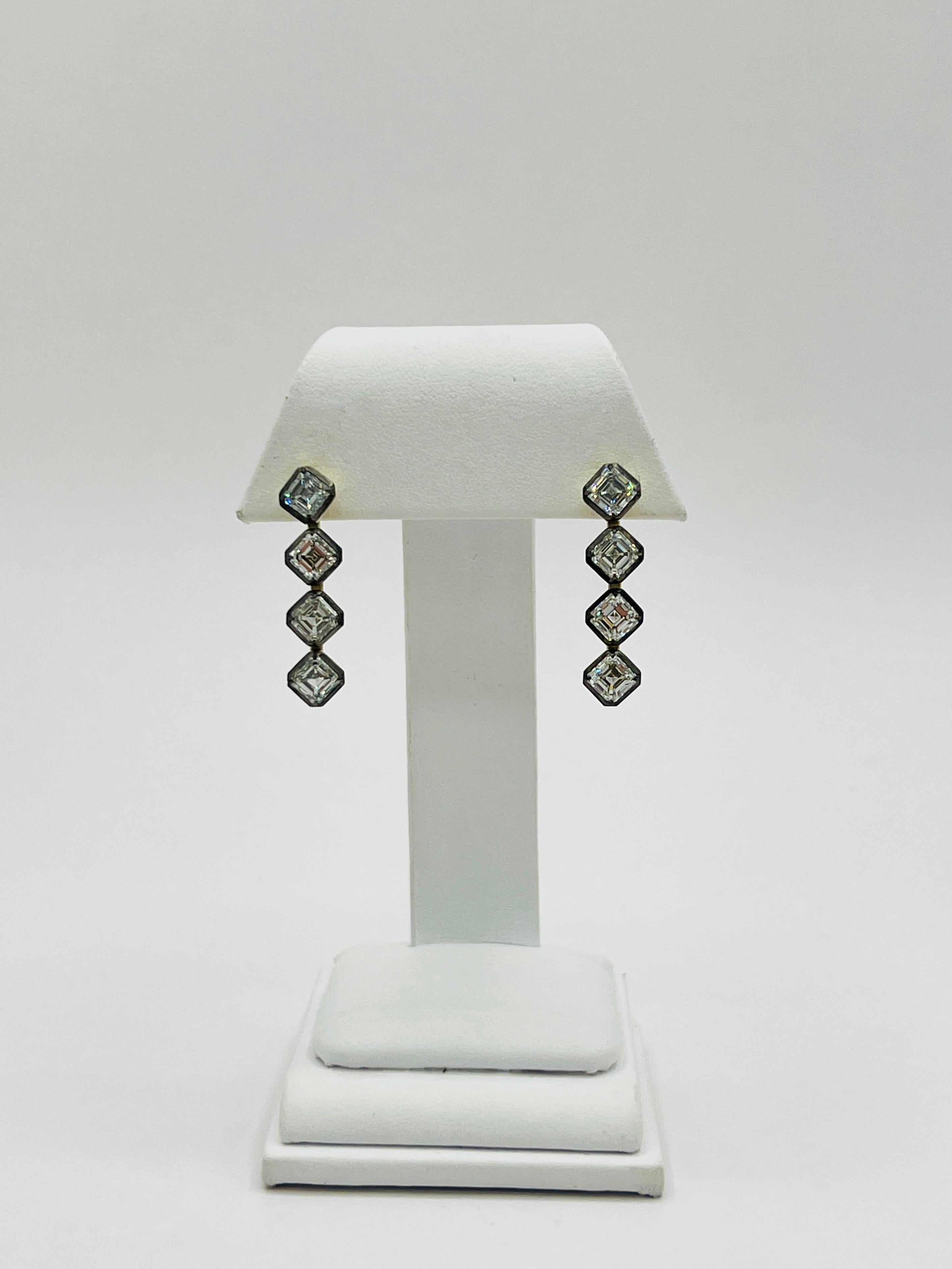Boucles d'oreilles pendantes en rhodium noir et jaune 18 carats avec diamant blanc GIA taillé en Asscher Neuf - En vente à Los Angeles, CA