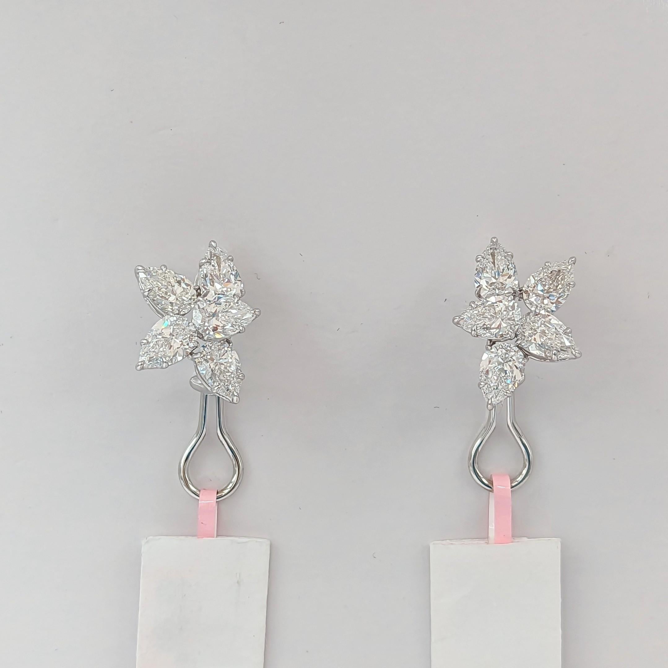 GIA White Diamond Cluster Earrings in 18K White Gold In New Condition In Los Angeles, CA