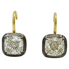 GIA Pendientes colgantes de diamante blanco talla cojín en oro amarillo de 18 quilates y rodio negro