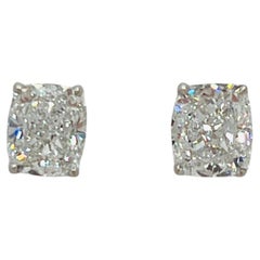 Boucles d'oreilles en or blanc 18 carats avec coussin en diamant blanc GIA