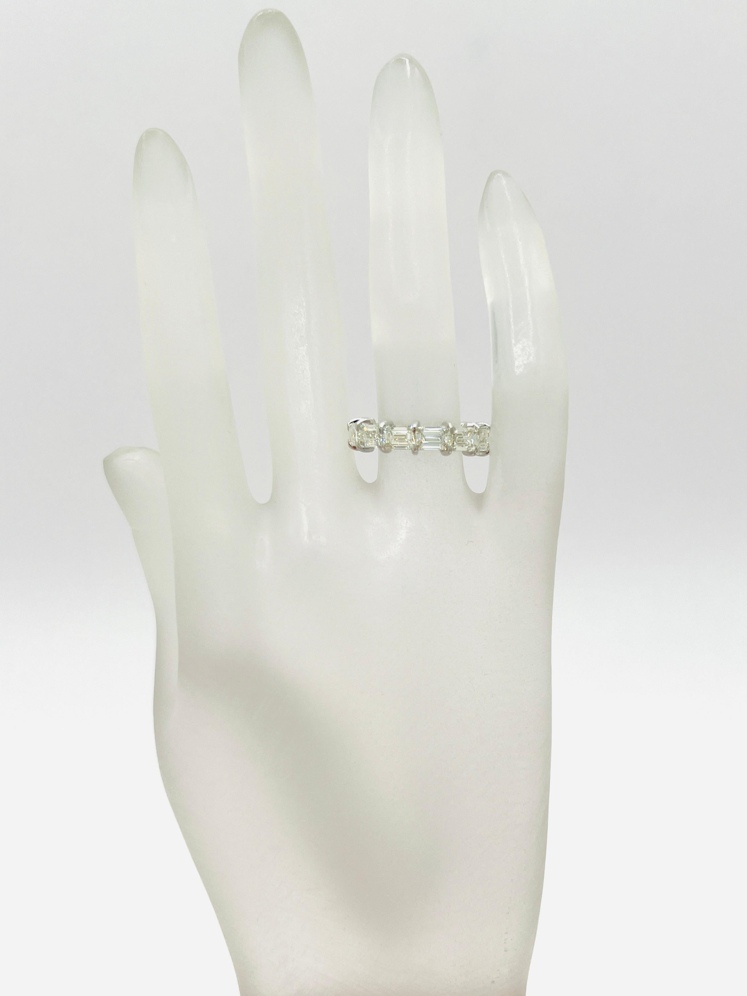 GIA White Diamond Emerald Cut Sideways Eternity Band in 18K White Gold In New Condition For Sale In Los Angeles, CA
