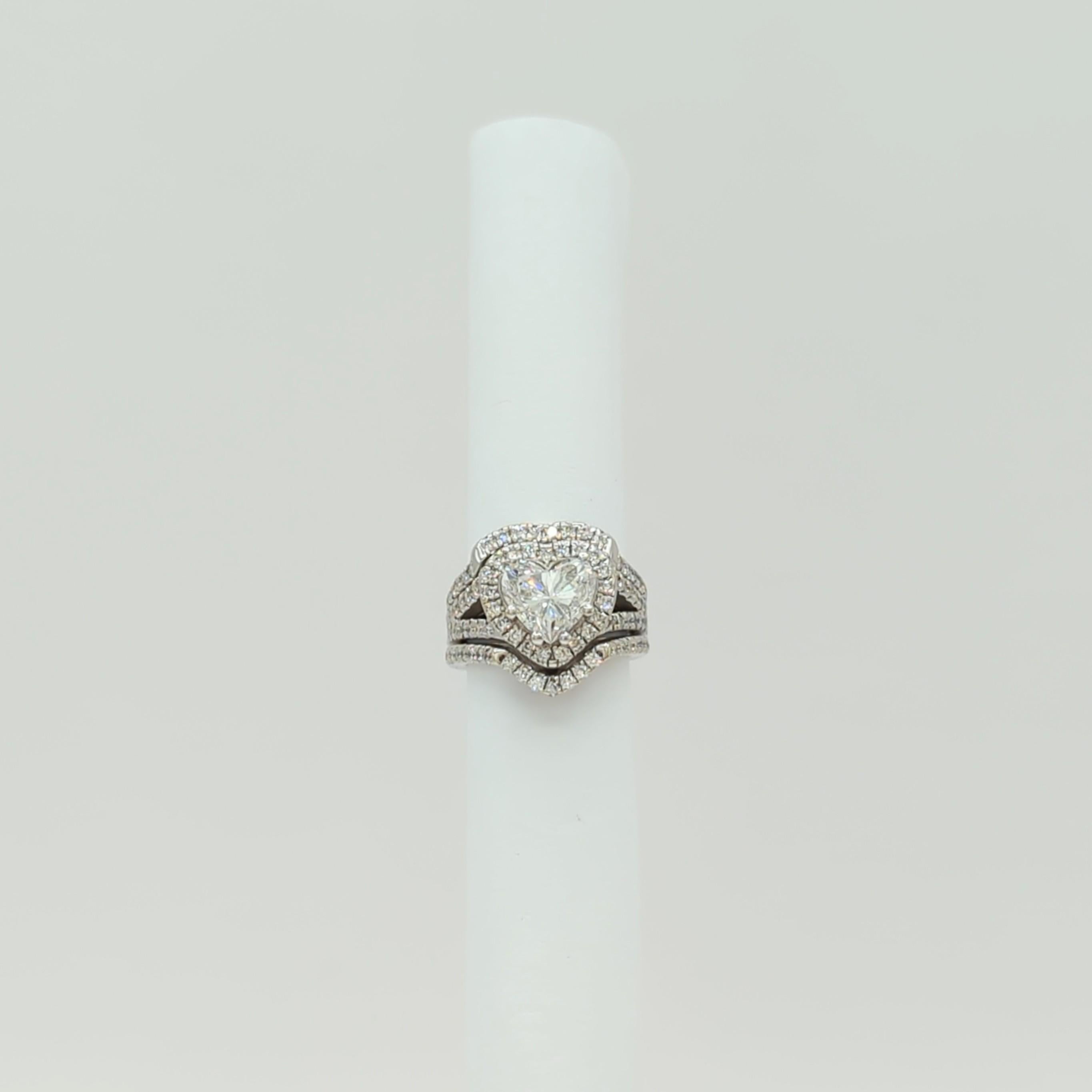 GIA White Diamond Heart Ring in 14K White Gold In New Condition In Los Angeles, CA
