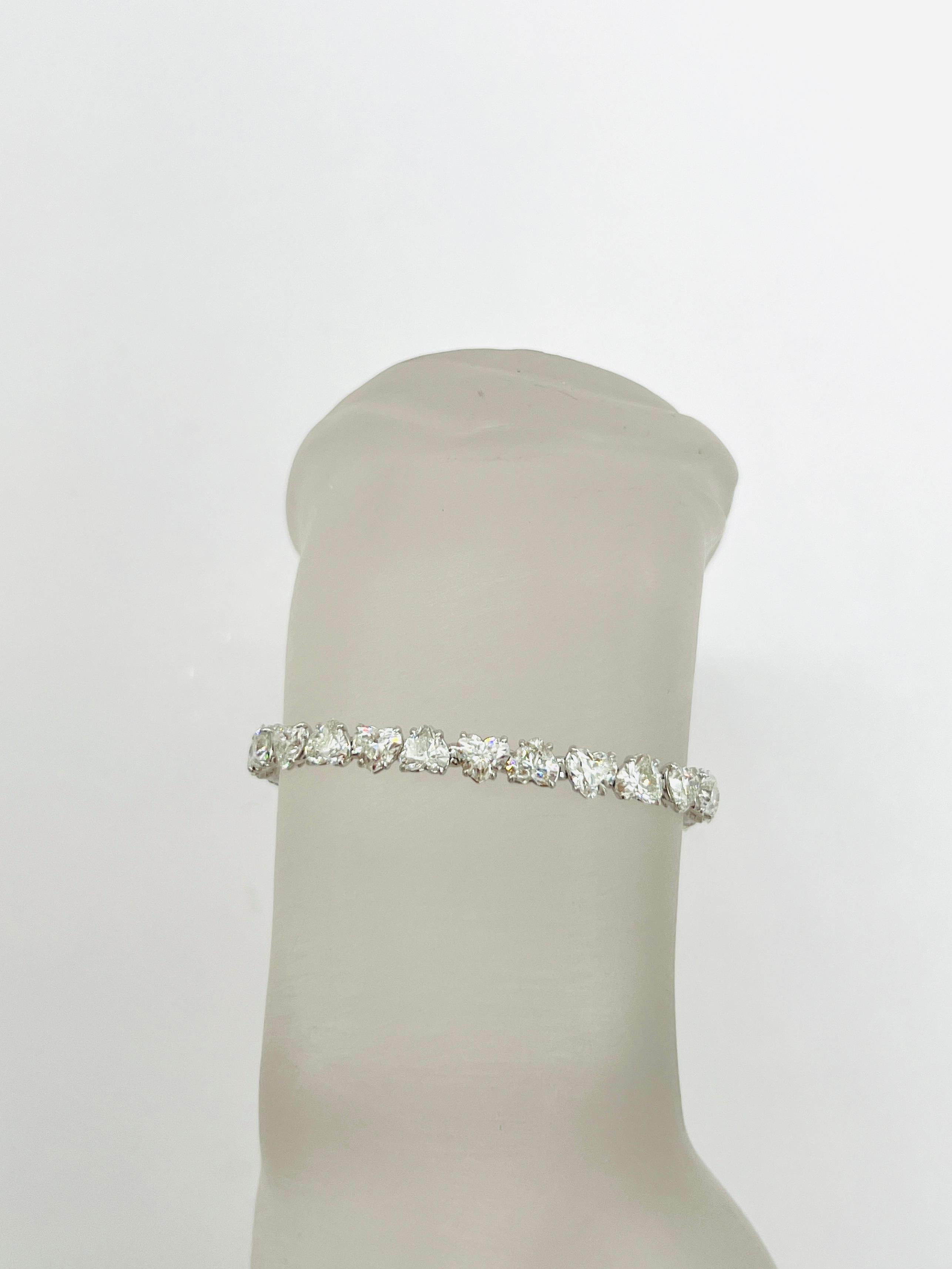 Heart Cut GIA White Diamond Heart Shape 0.50 Carat Each Tennis Bracelet in 18K White Gold For Sale