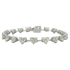 GIA Weißes Diamantarmband in Herzform aus 18 Karat Weißgold