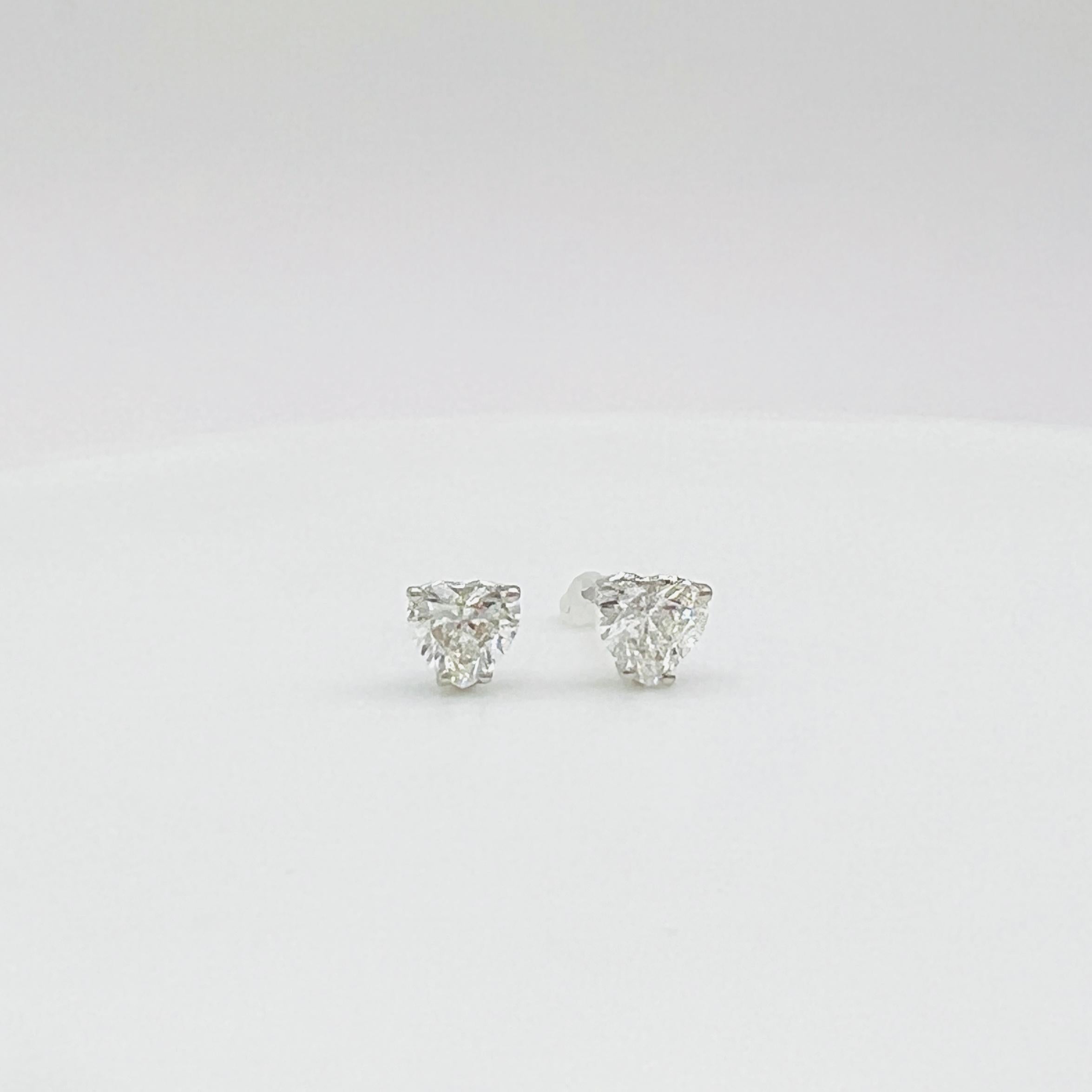Orecchini a cuore con diamante bianco GIA in oro bianco 18K in vendita 2