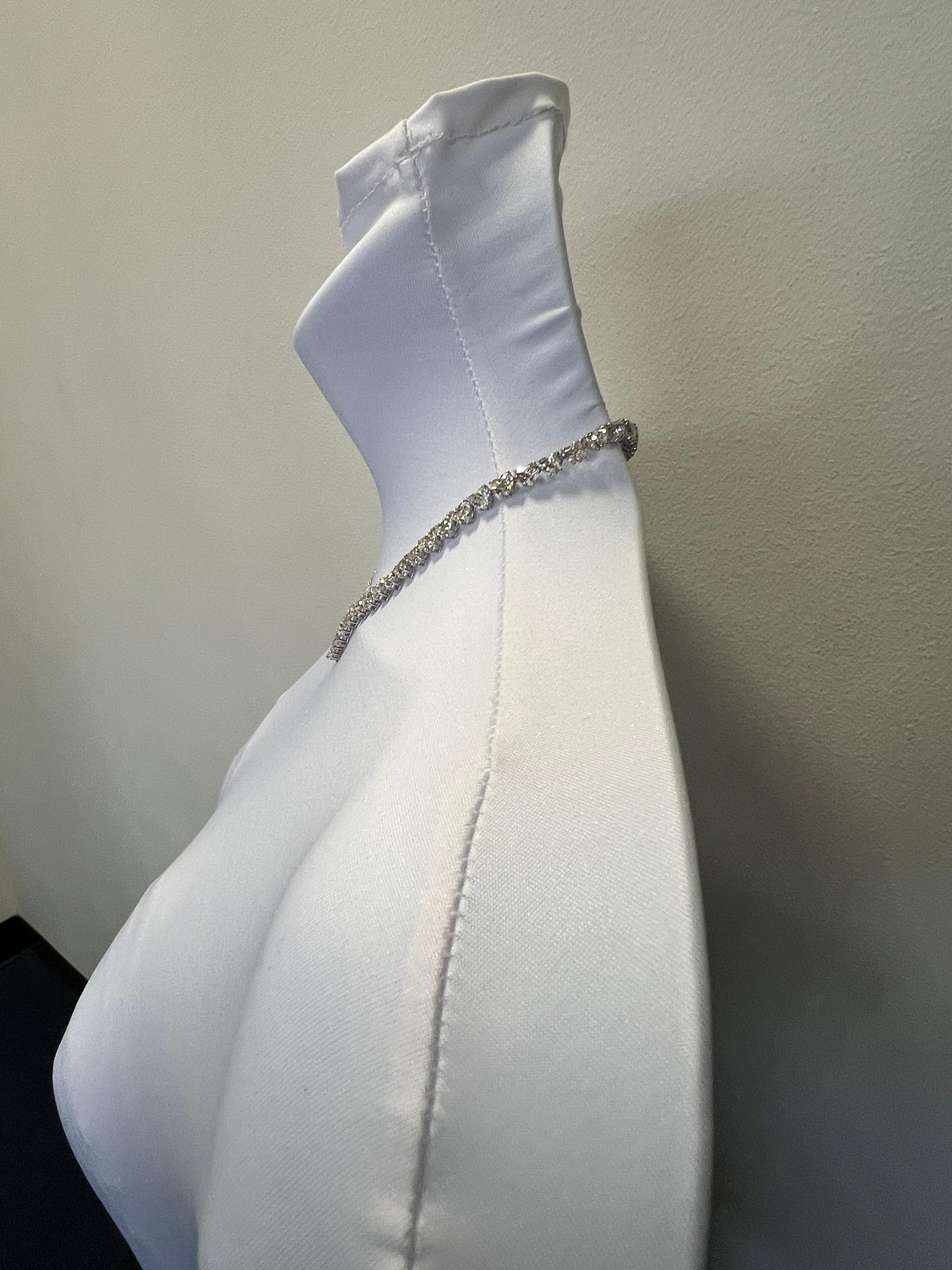 GIA White Diamond Heart Tennis Necklace in 18K White Gold In New Condition For Sale In Los Angeles, CA