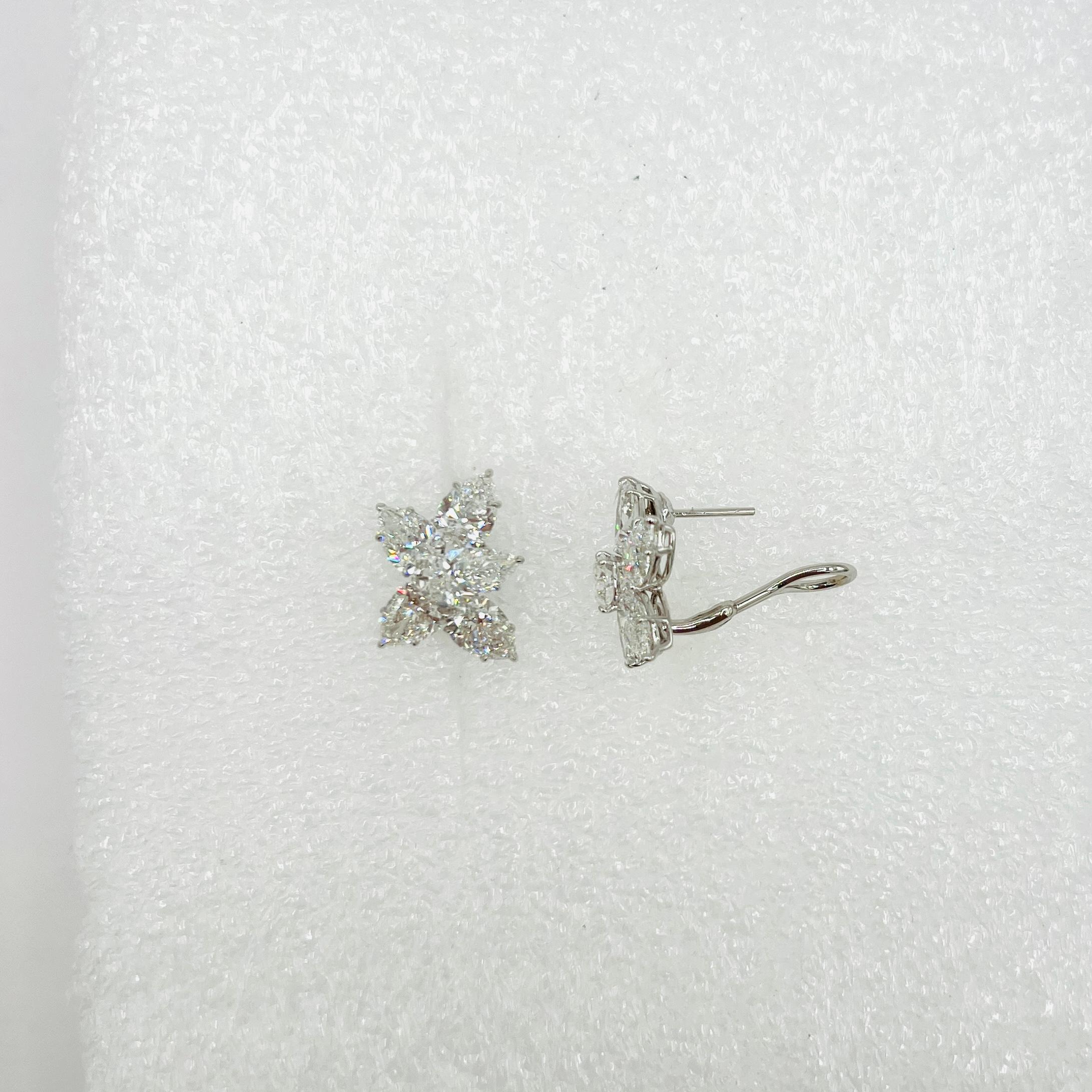 Boucles d'oreilles en or blanc 18 carats avec diamant blanc GIA en forme de poire de 0,90-1 carat chacune Unisexe en vente