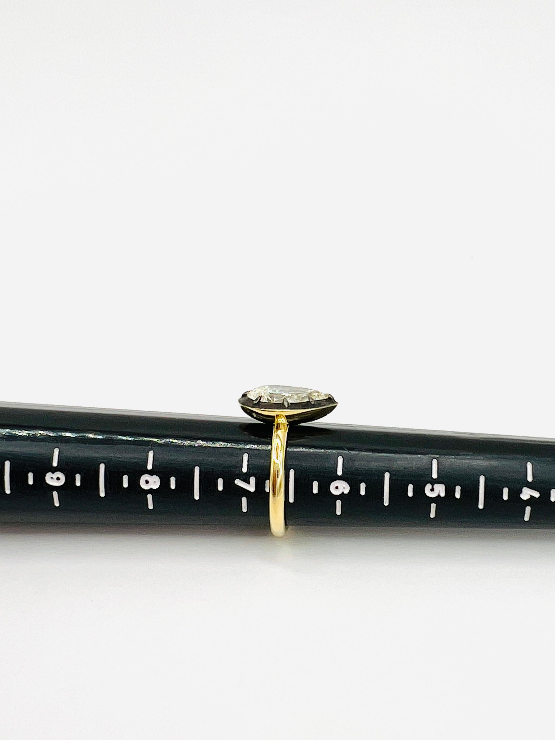 GIA White Diamond Pear Shape in Black Rhodium Bezel and 18K Yellow Gold For Sale 4