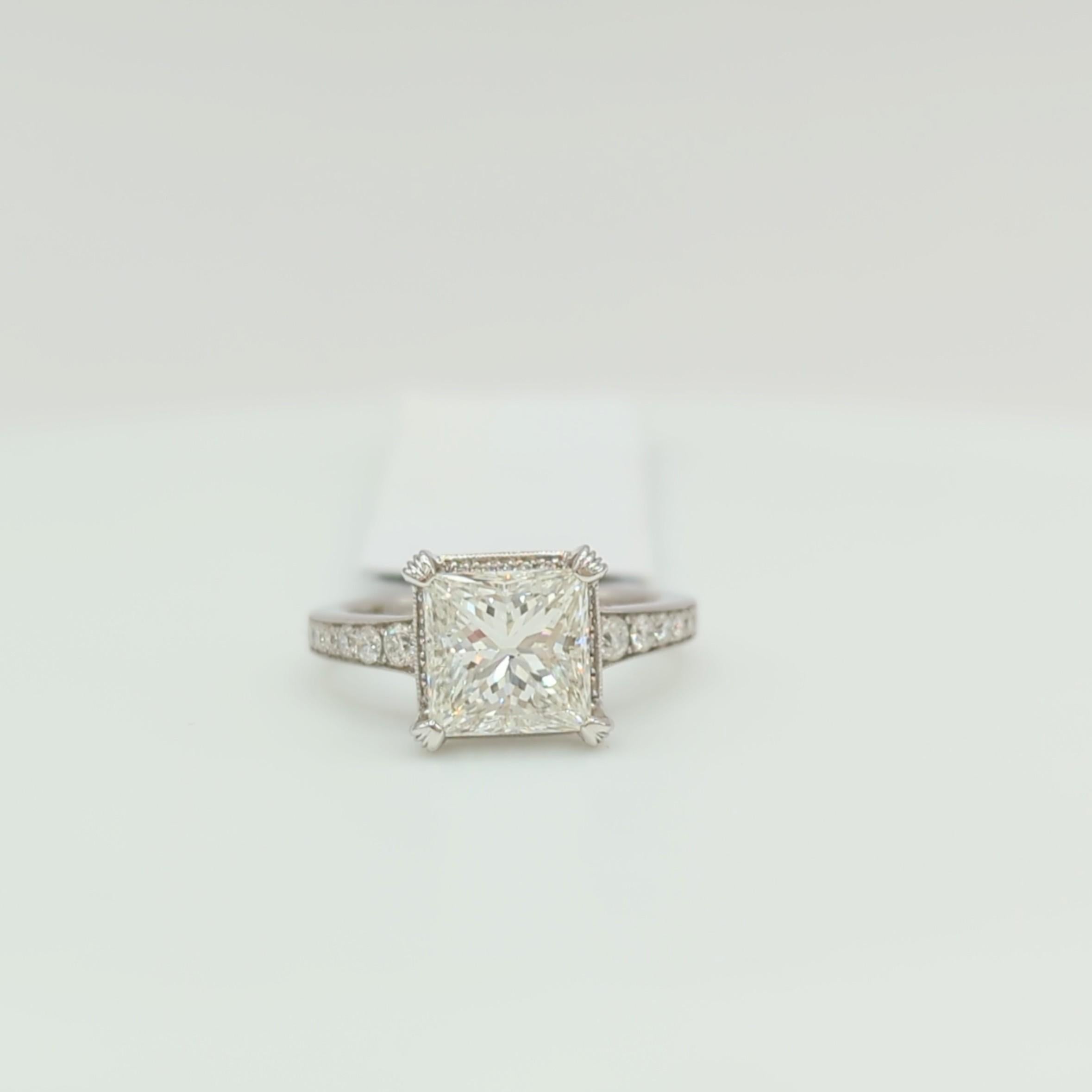 GIA White Diamond Princess Cut Ring in 18K White Gold For Sale 5