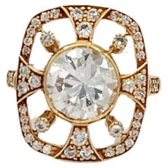 GIA White Diamond Round Design Ring in 18K Yellow Gold