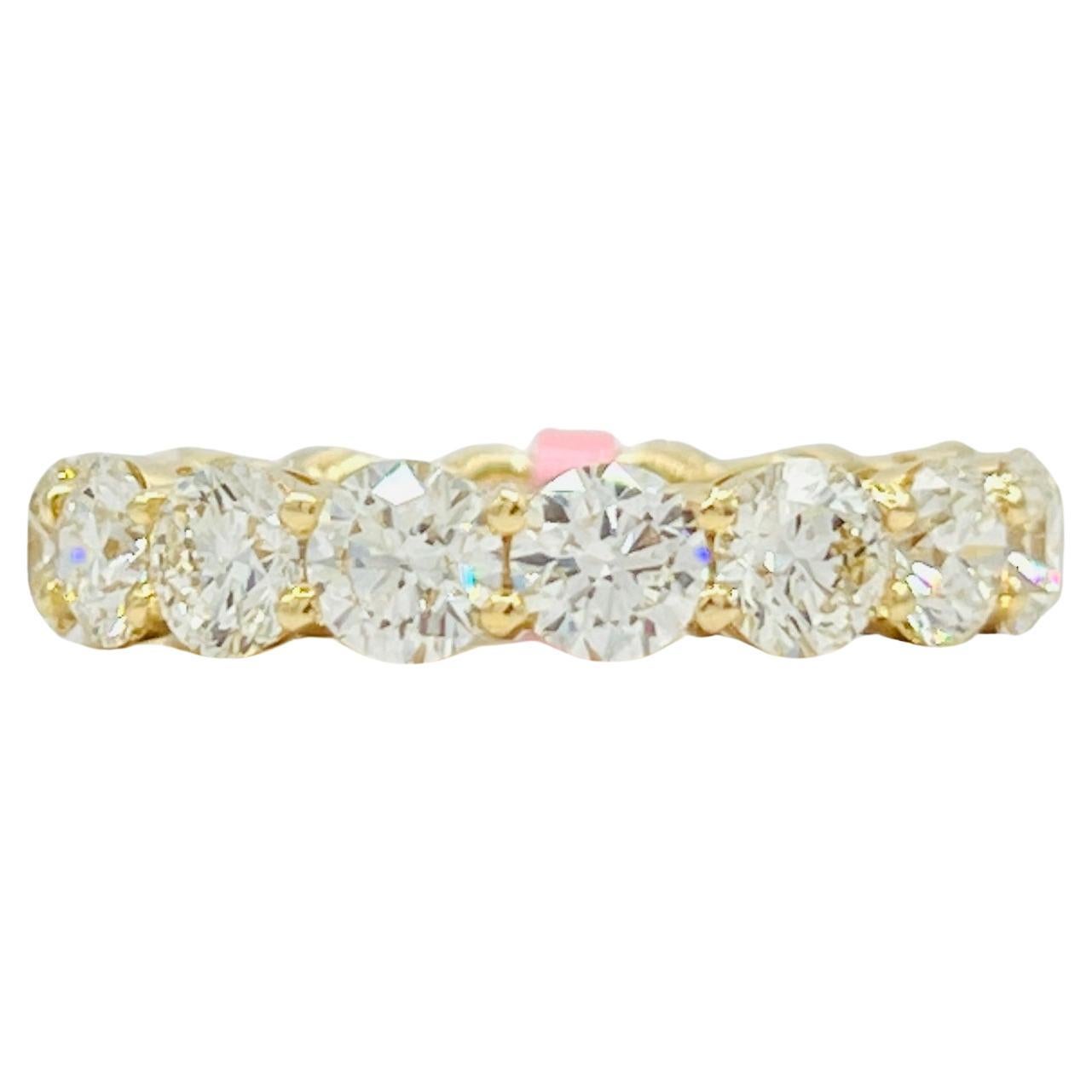 GIA White Diamond Round Eternity Band Ring in 18K Yellow Gold For Sale ...