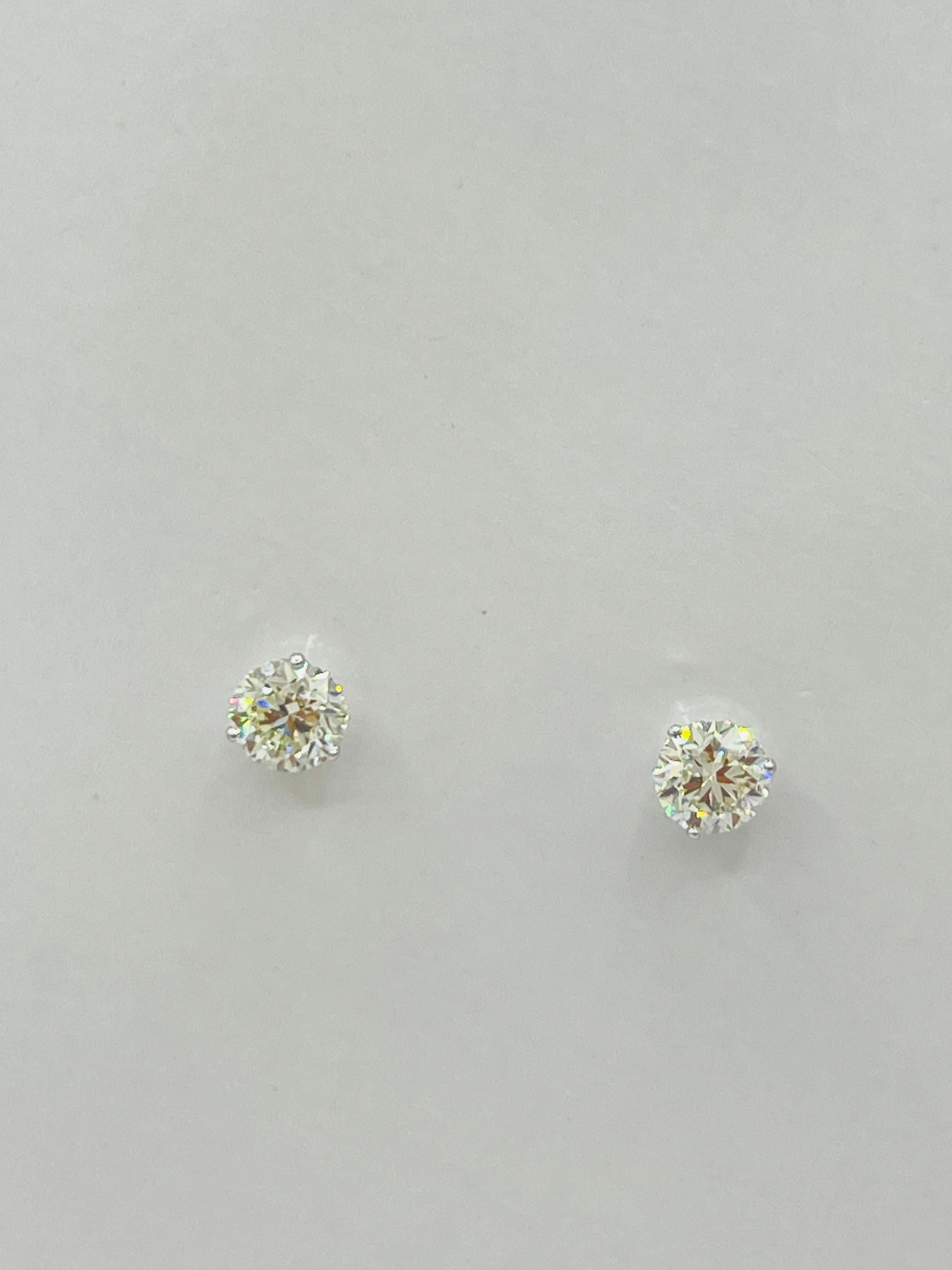 GIA White Diamond Round Stud Earrings in 18K White Gold 3