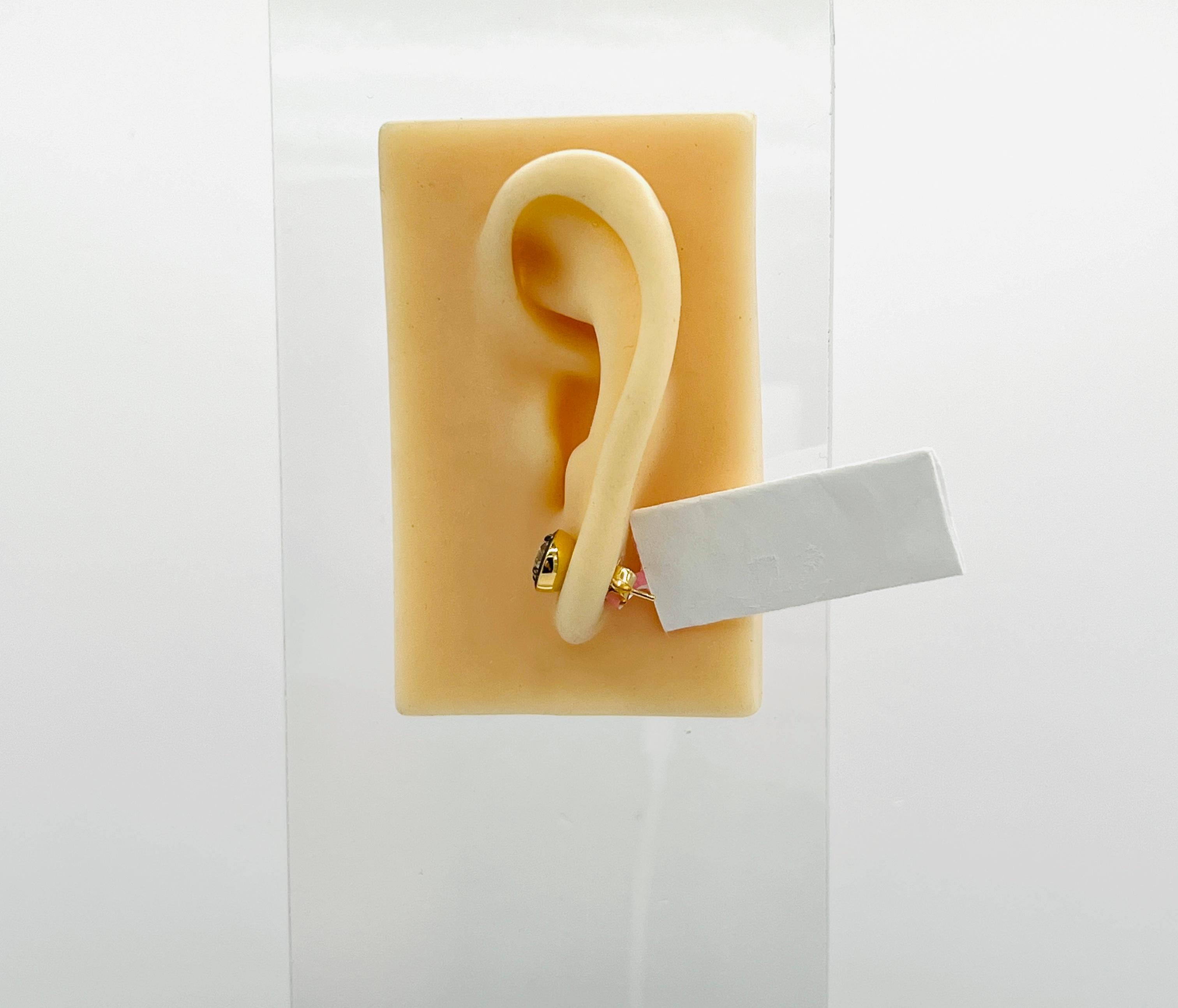 Taglio rotondo Orecchini a perno con diamante bianco GIA in rodio nero e oro giallo 18K in vendita