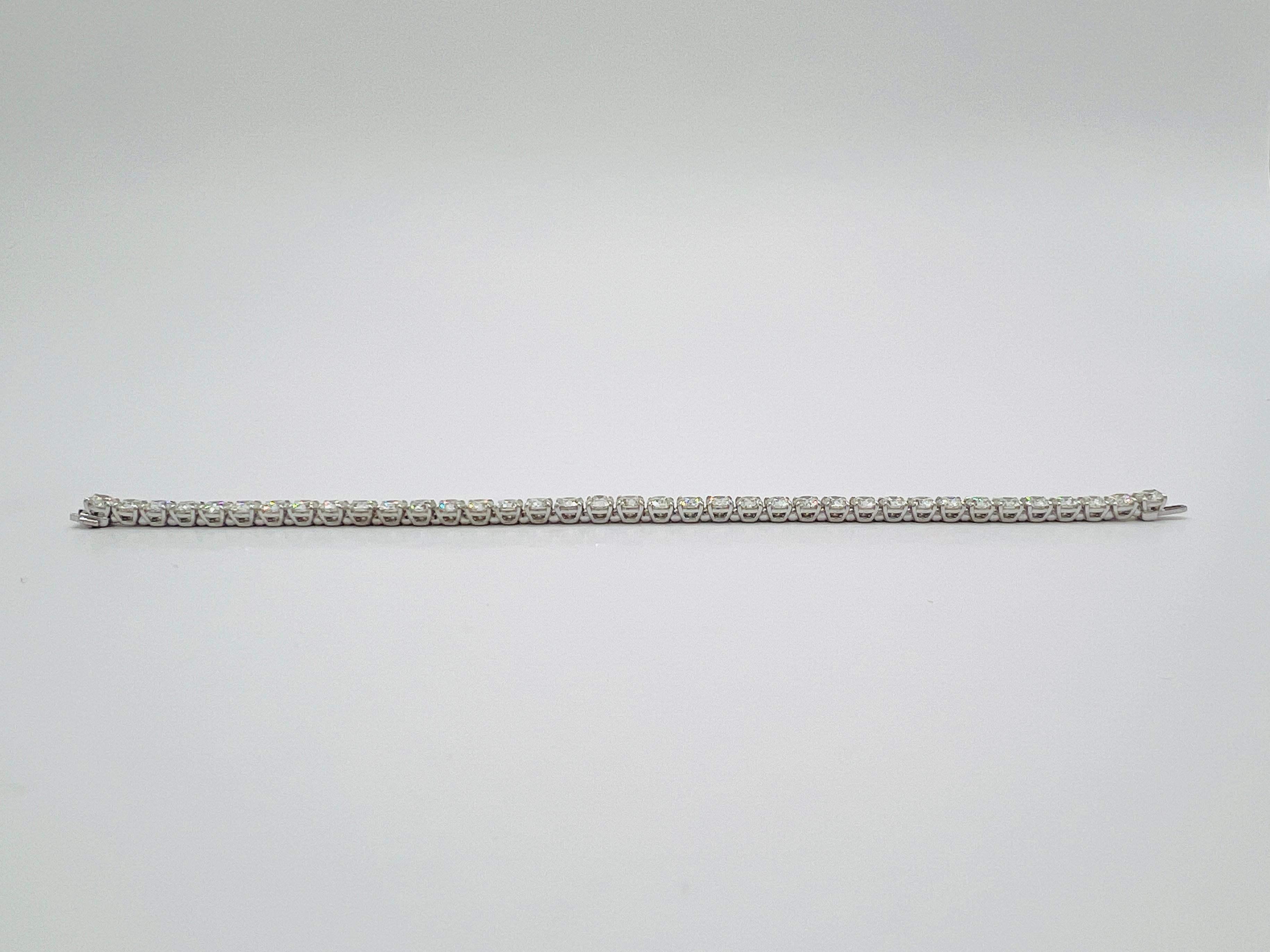 GIA White Diamond Round Tennis Bracelet in 18K White Gold 2