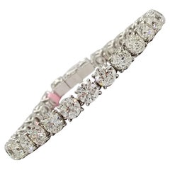 GIA Weißes rundes Tennisarmband aus 18 Karat Weißgold mit Diamanten