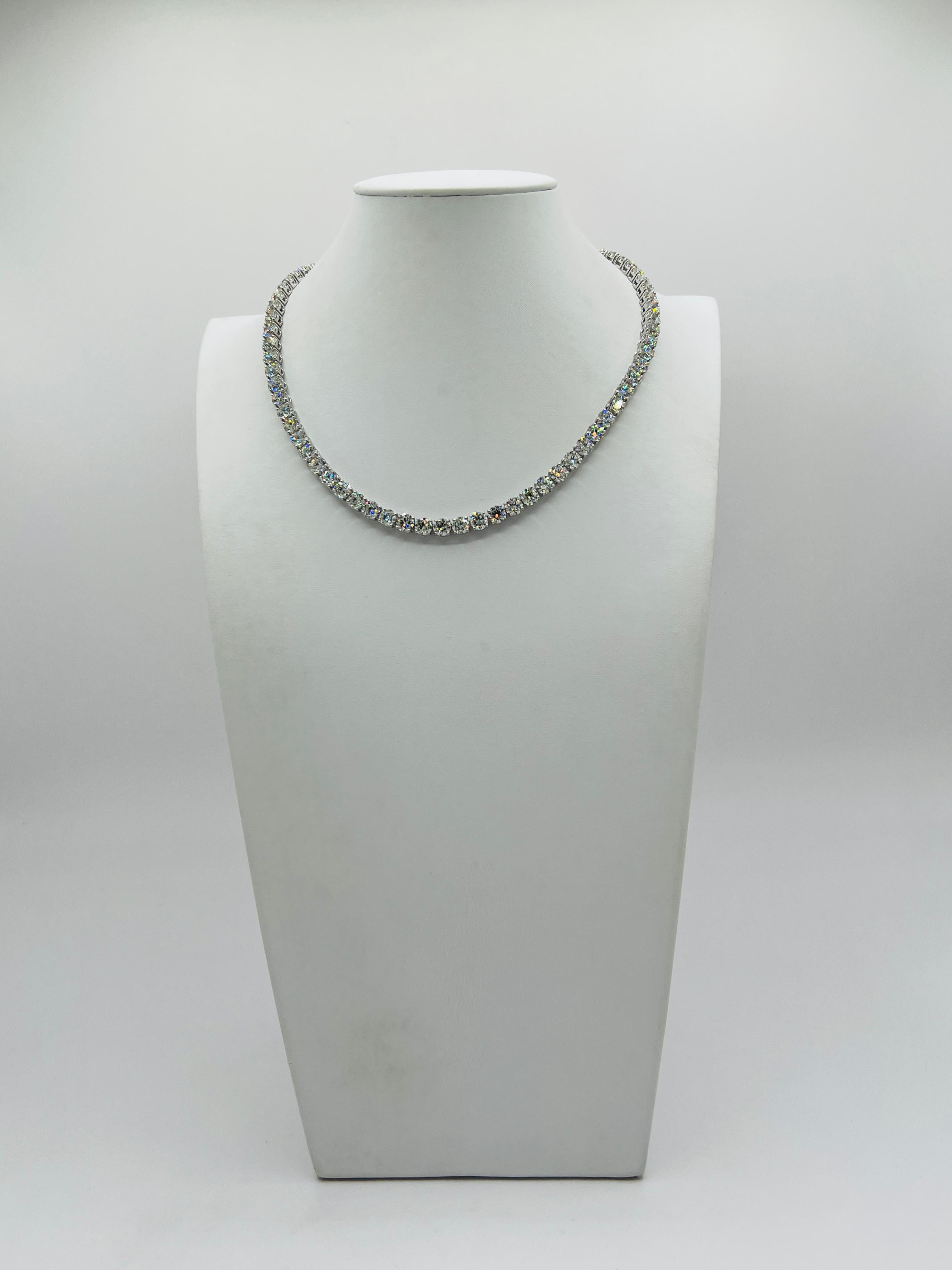 GIA White Diamond Round Tennis Necklace in 18K White Gold For Sale 1