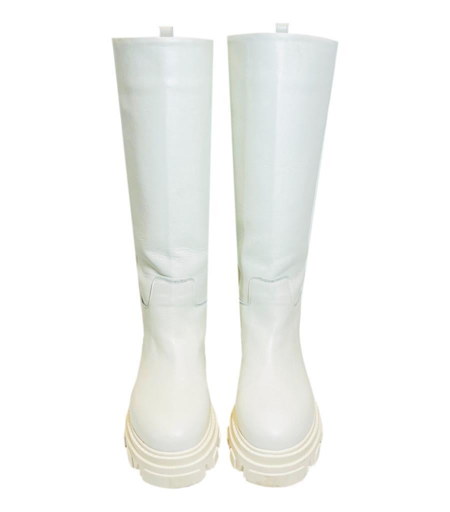 Gia X Pernille Teisbaek Tubular Leather Combat Knee Boots
White boots designed with chunky lag sole and pull-on style.
Featuring round toe and knee high silhouette. Rrp £512
Size – 40 
Condition – Very Good (Minor scratches to the soles)
Composition