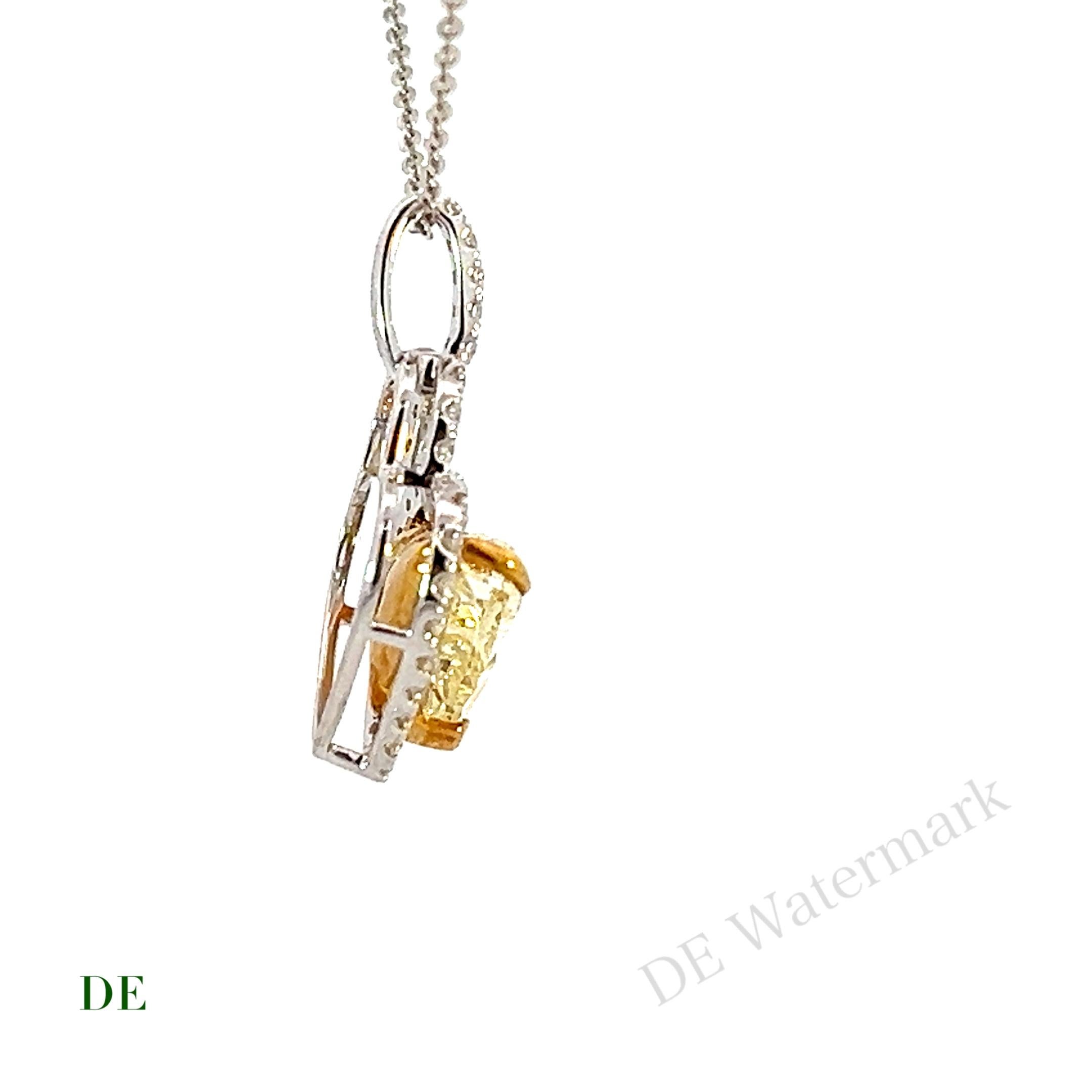 18 Karat Gold GIA 2,01 Karat Herz Diamant Love Medaillon Statement-Anhänger mit Halskette  (Herzschliff) im Angebot