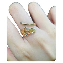 GIA Yellow Diamond Ring 18K Gold Feather Design 1.30ct Yellow Diamond