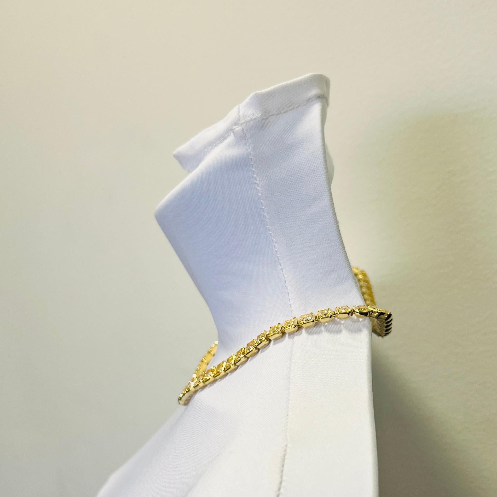 GIA Yellow Diamond Riviera Necklace in 18K Yellow Gold In New Condition For Sale In Los Angeles, CA