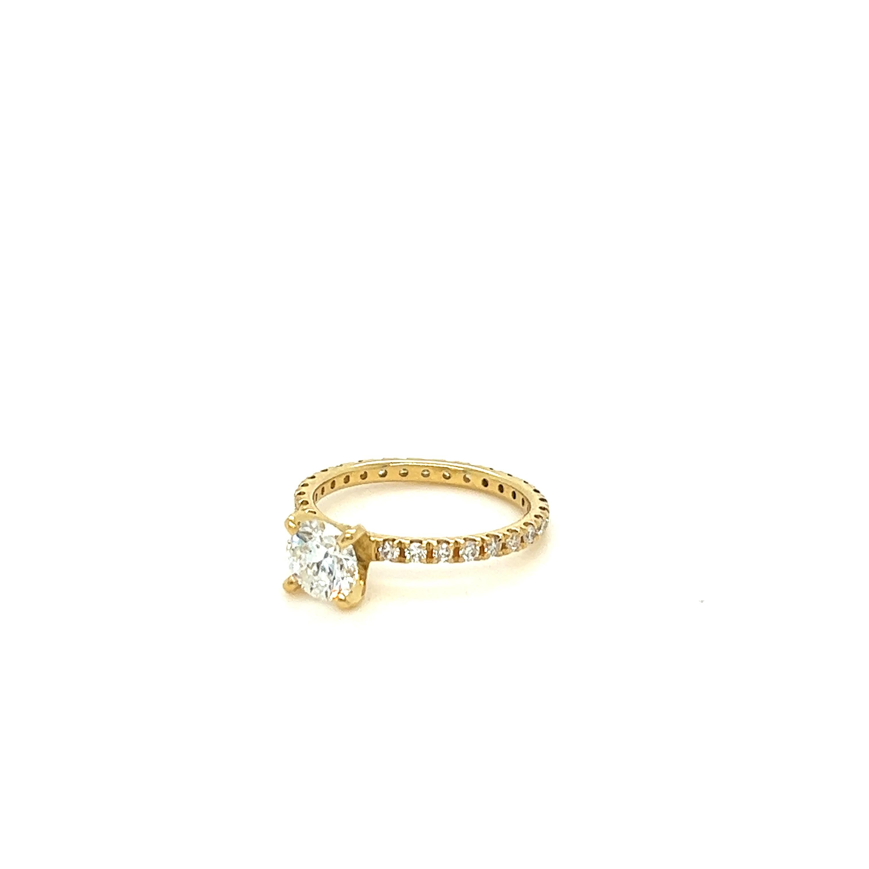 Women's GIA Yellow Gold Diamond Solitaire Ring 0.80ct For Sale