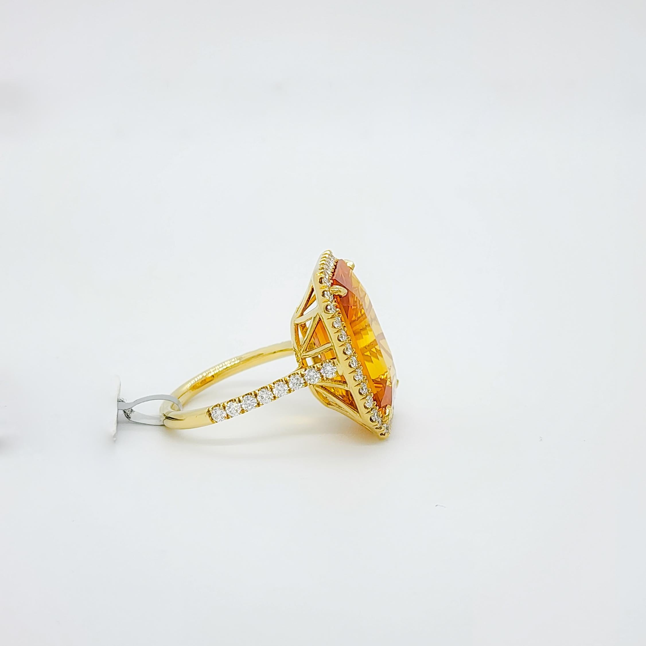 GIA Yellowish Orange Sapphire and White Diamond Cocktail Ring in 18k For Sale 3