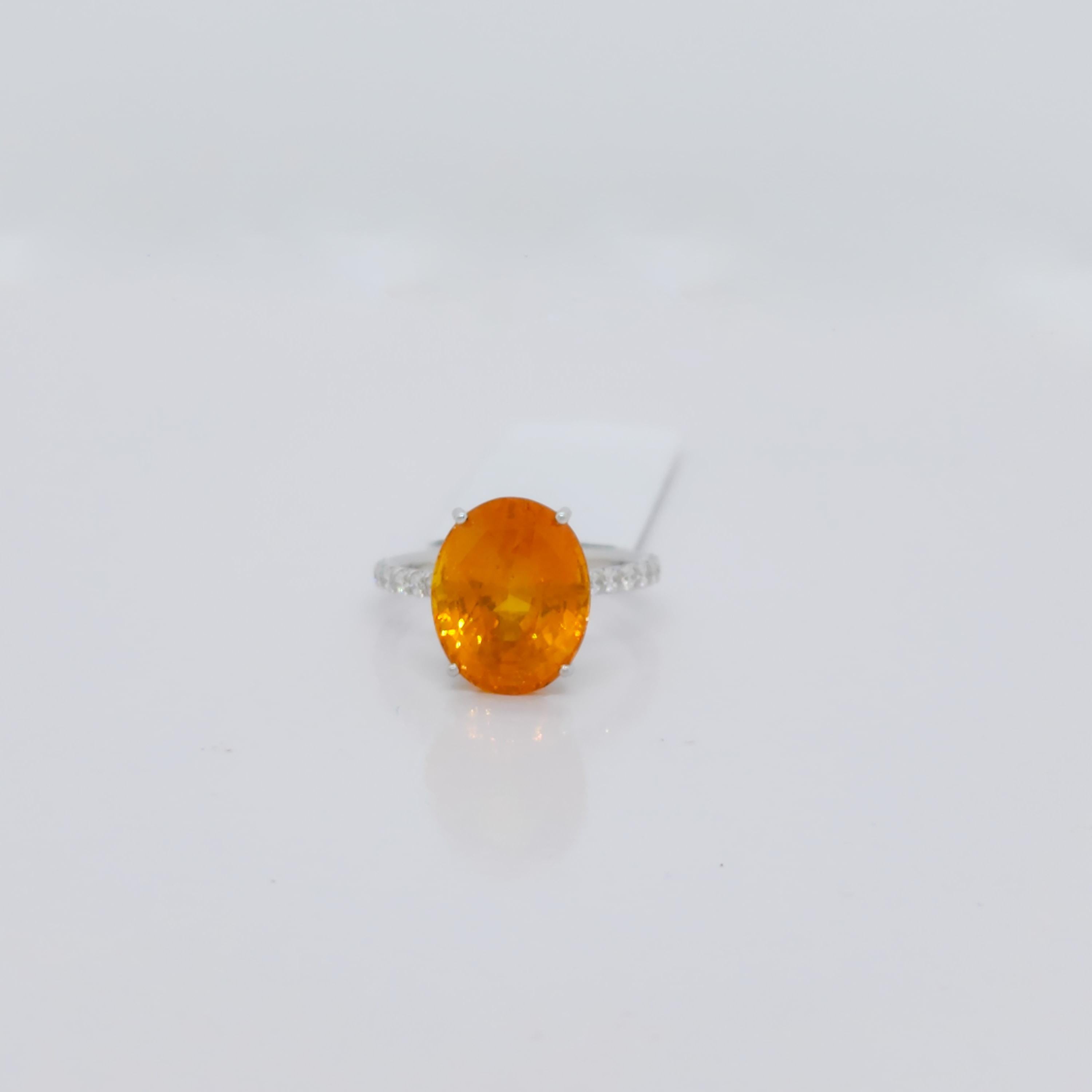 GIA Yellowish Orange Sapphire Oval and White Diamond Cocktail Ring in 18k For Sale 1